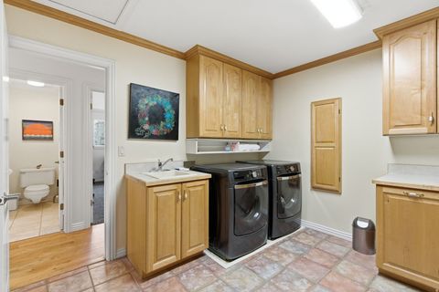 Tiny photo for 3250 N MOHAWK LN Ln, Provo, UT 84604 (MLS # 2142488)