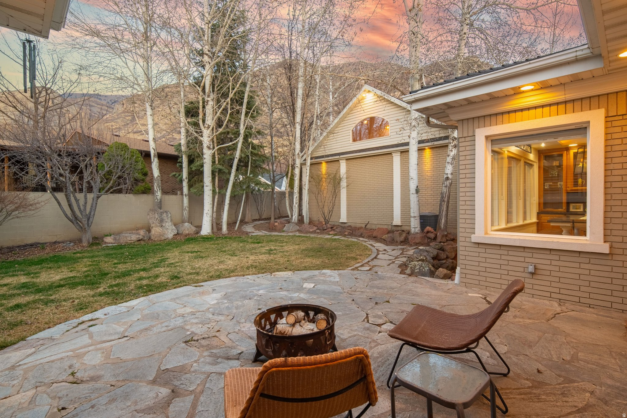 INDIAN HILLS - Residential