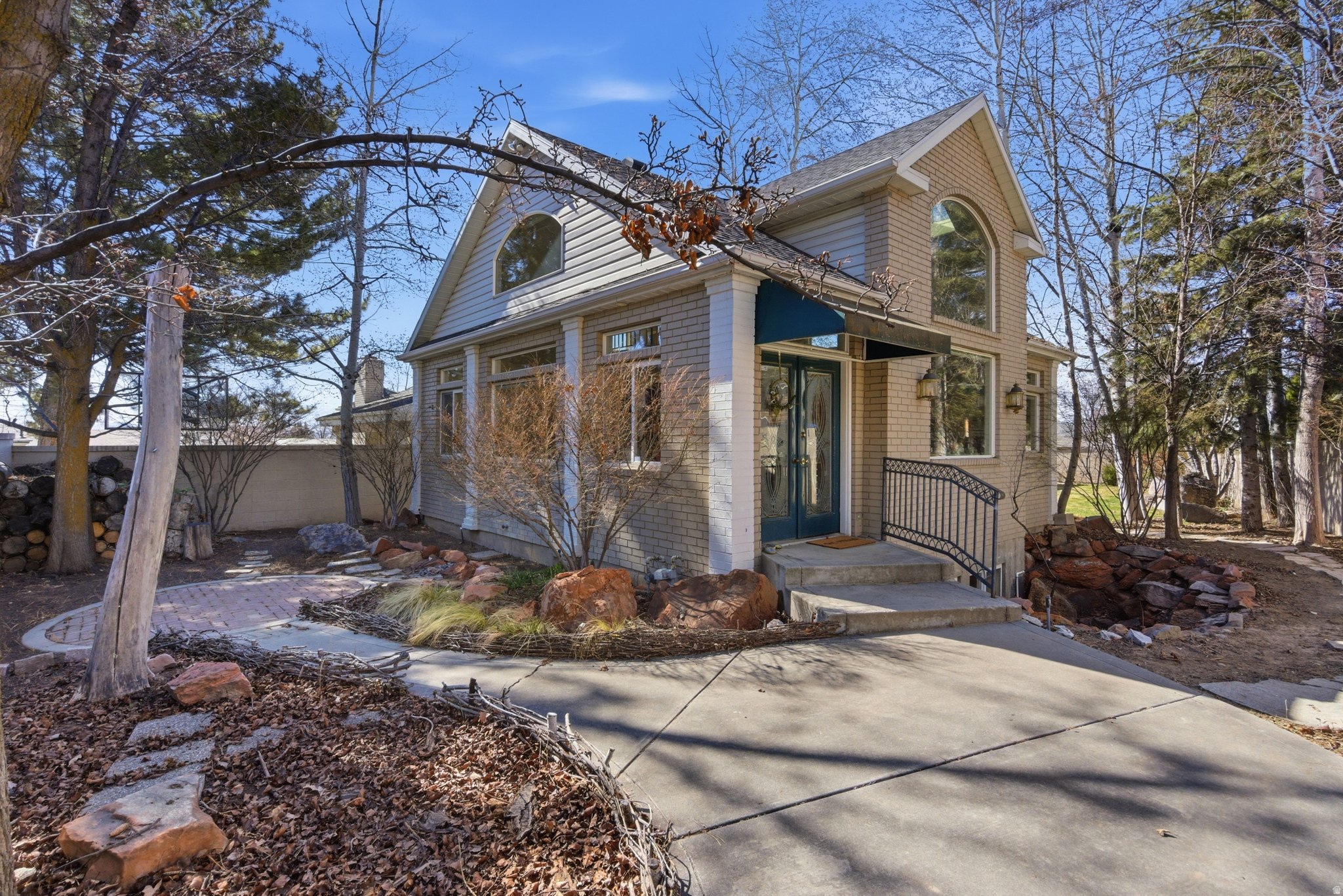 INDIAN HILLS - Residential