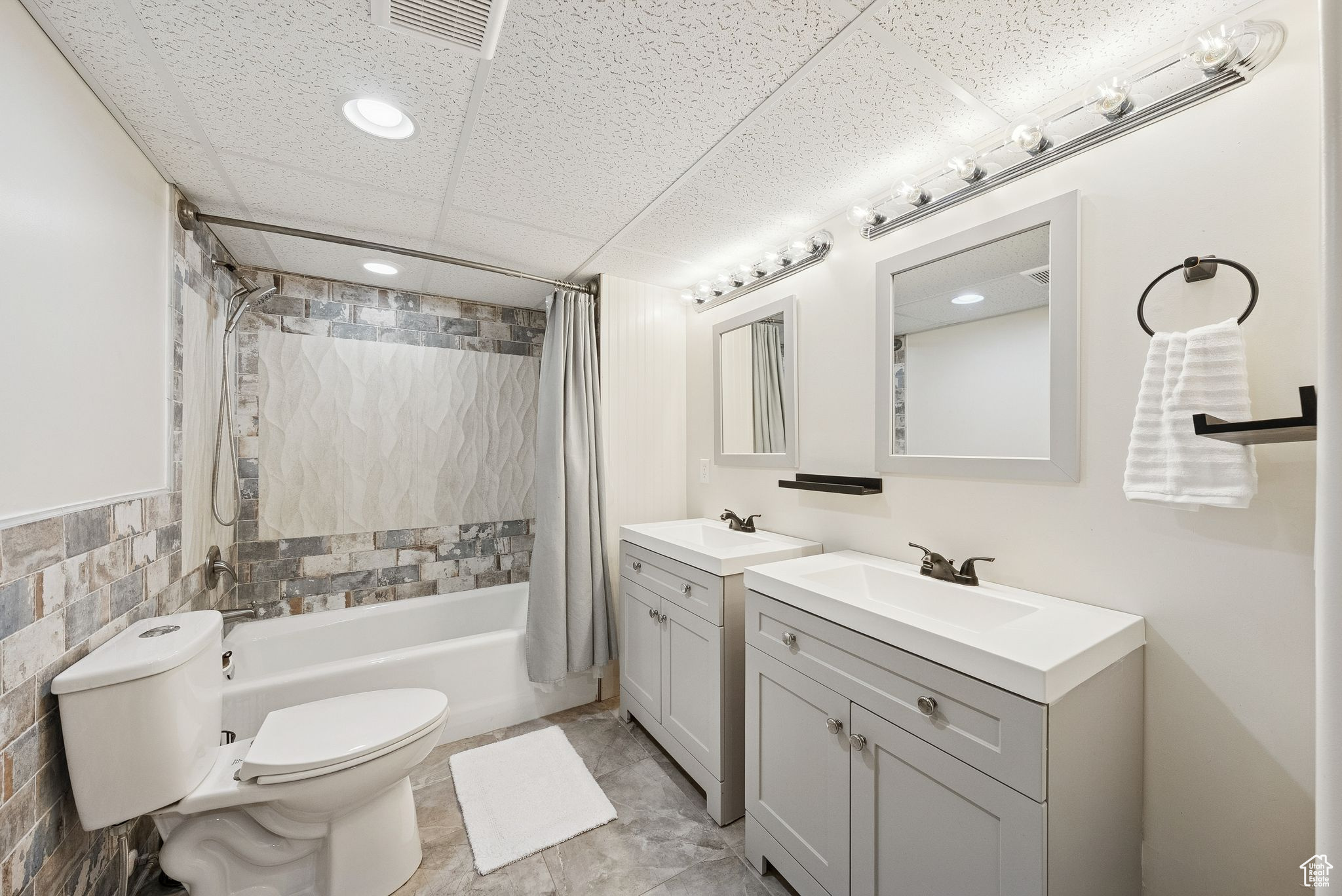 MERCED ESTATES PLAT - Residential