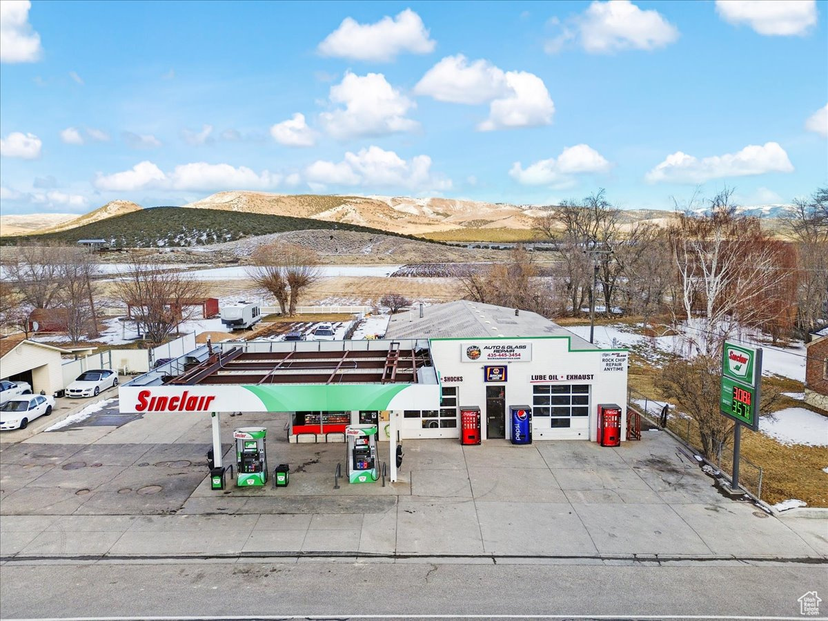 DAILEY MINOR - Commercial Sale