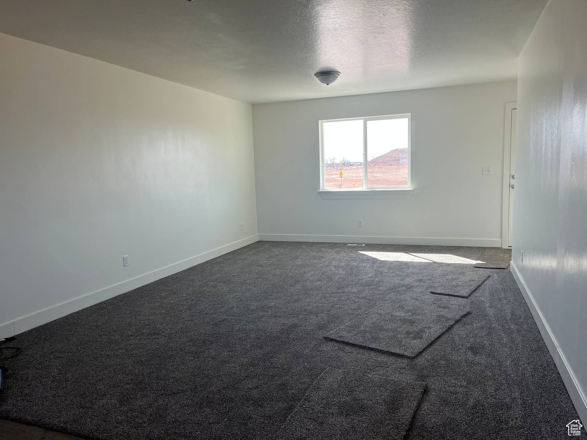 1943 S State St, Roosevelt, Utah image 5