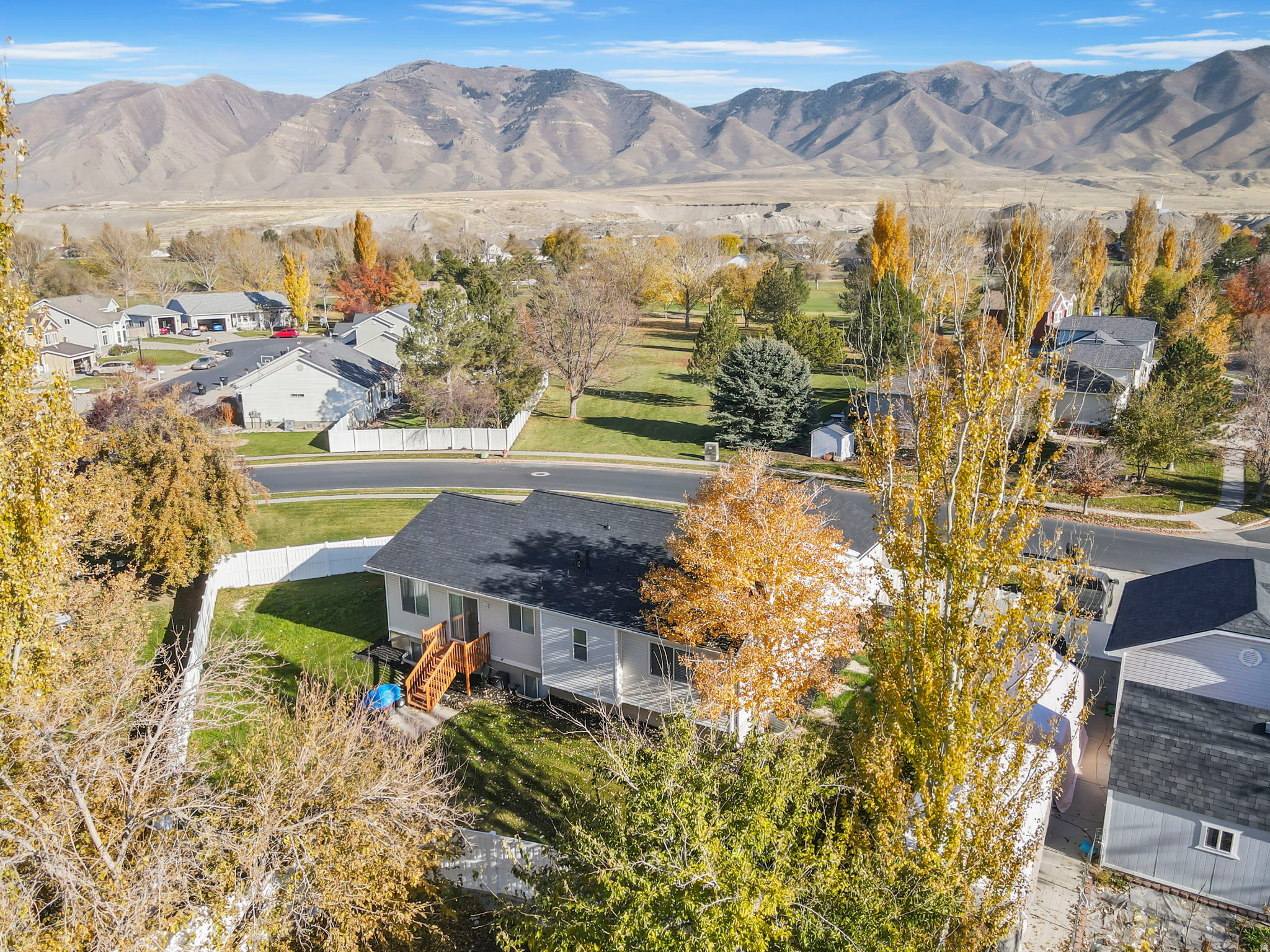 GOLF COURSE ISLAND SUB - Residential