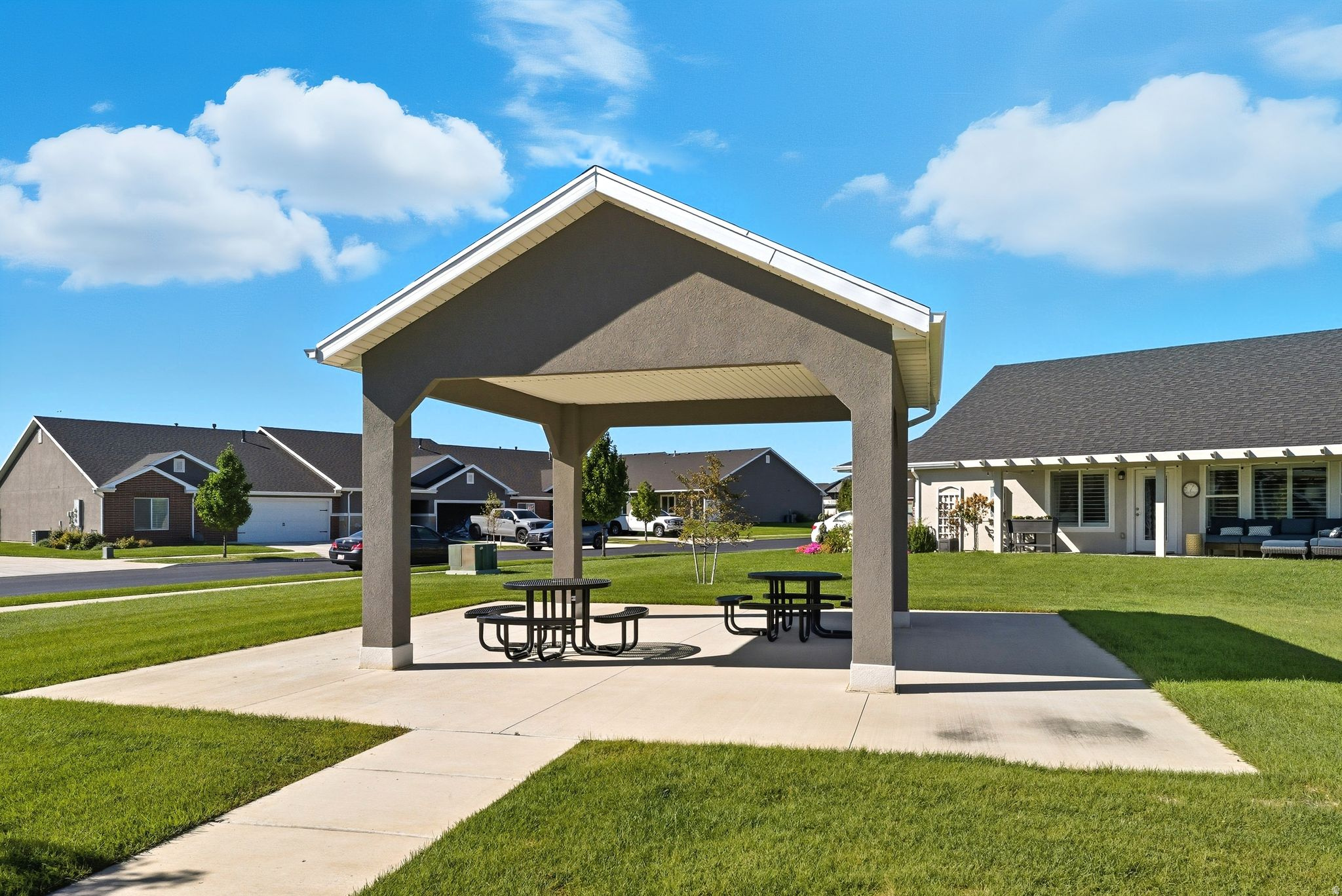 VILLAS AT KAYS CREEK - Residential