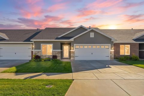Tiny photo for 1278 S GRACE WAY, Layton, UT 84041 (MLS # 2158156)