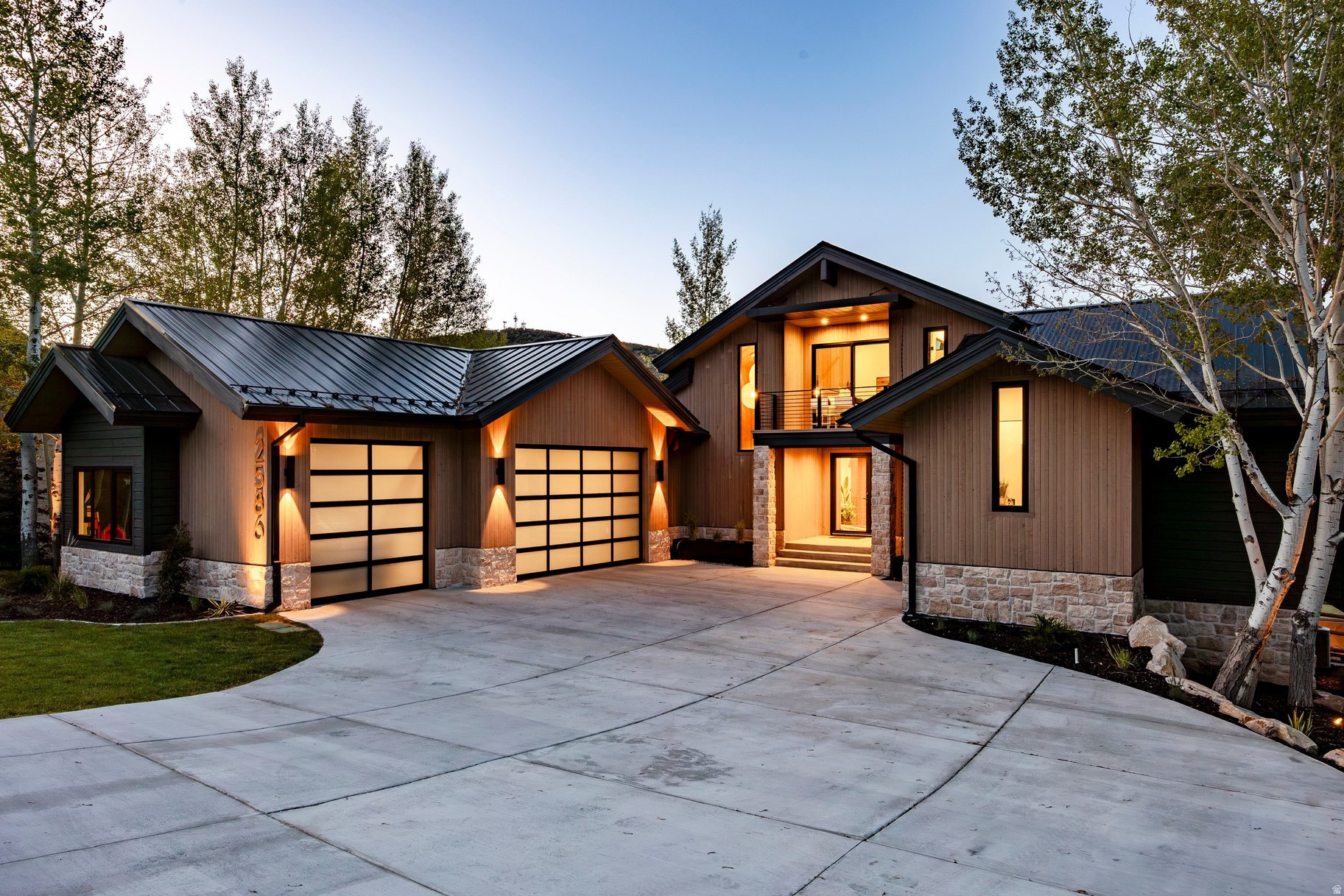 ASPEN SPRINGS RANCH - Residential