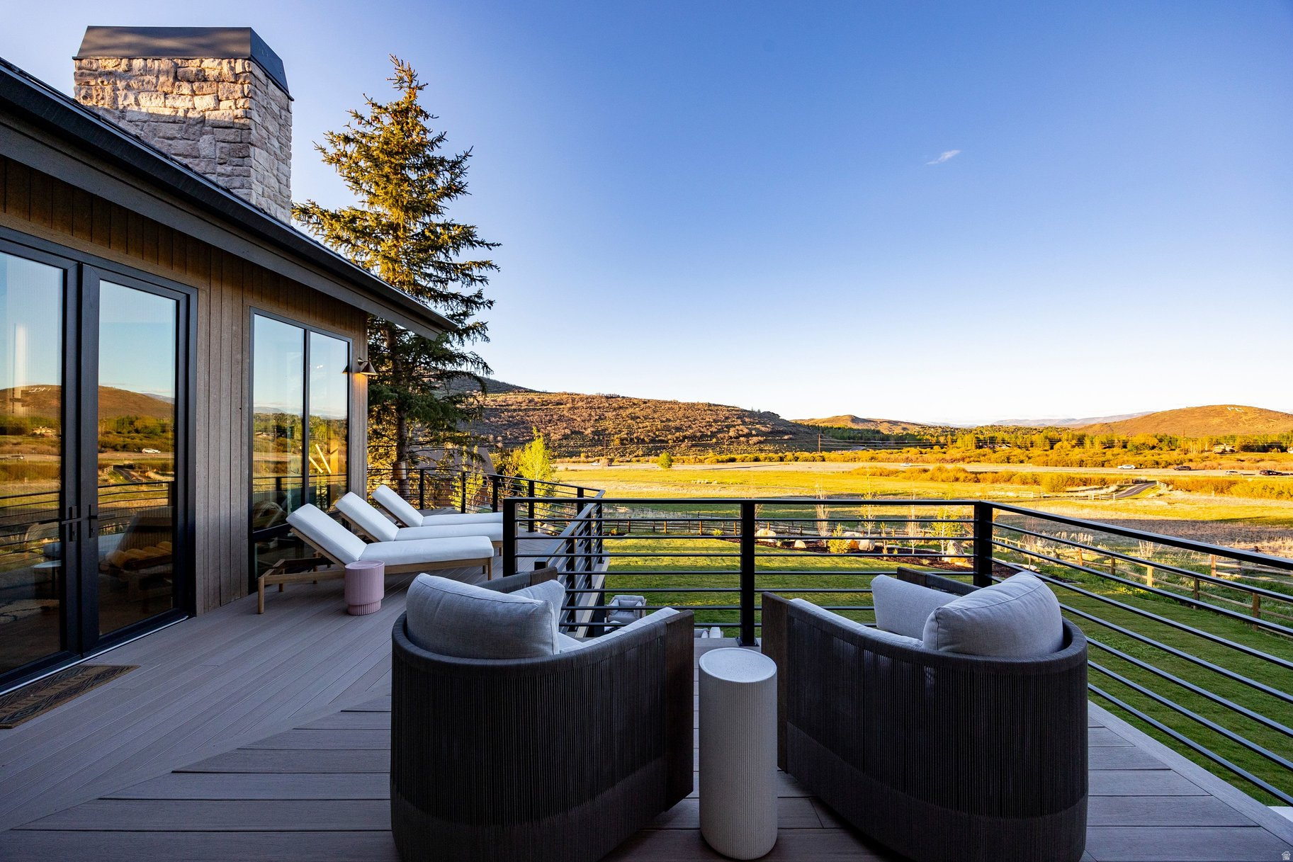 ASPEN SPRINGS RANCH - Residential