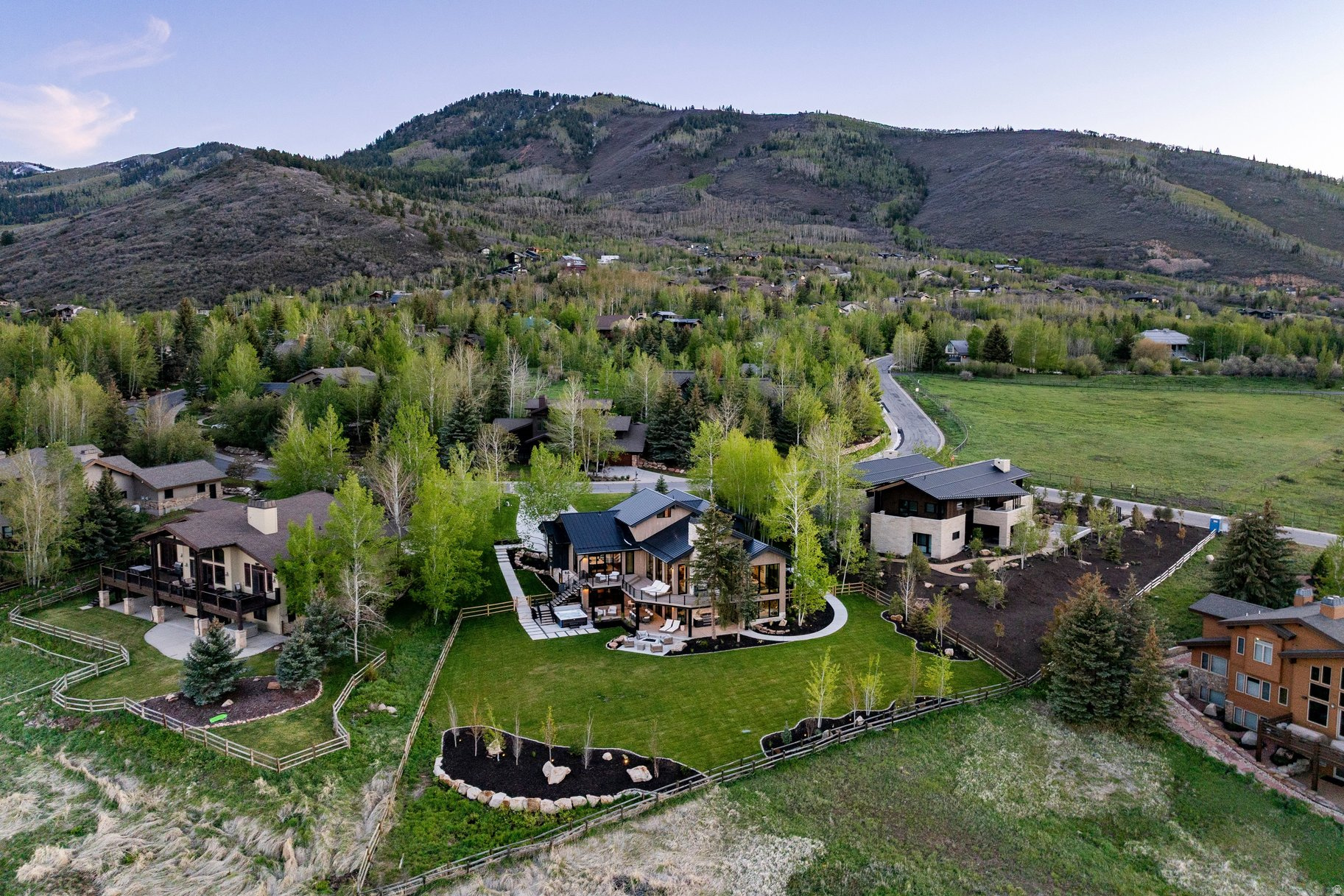 ASPEN SPRINGS RANCH - Residential