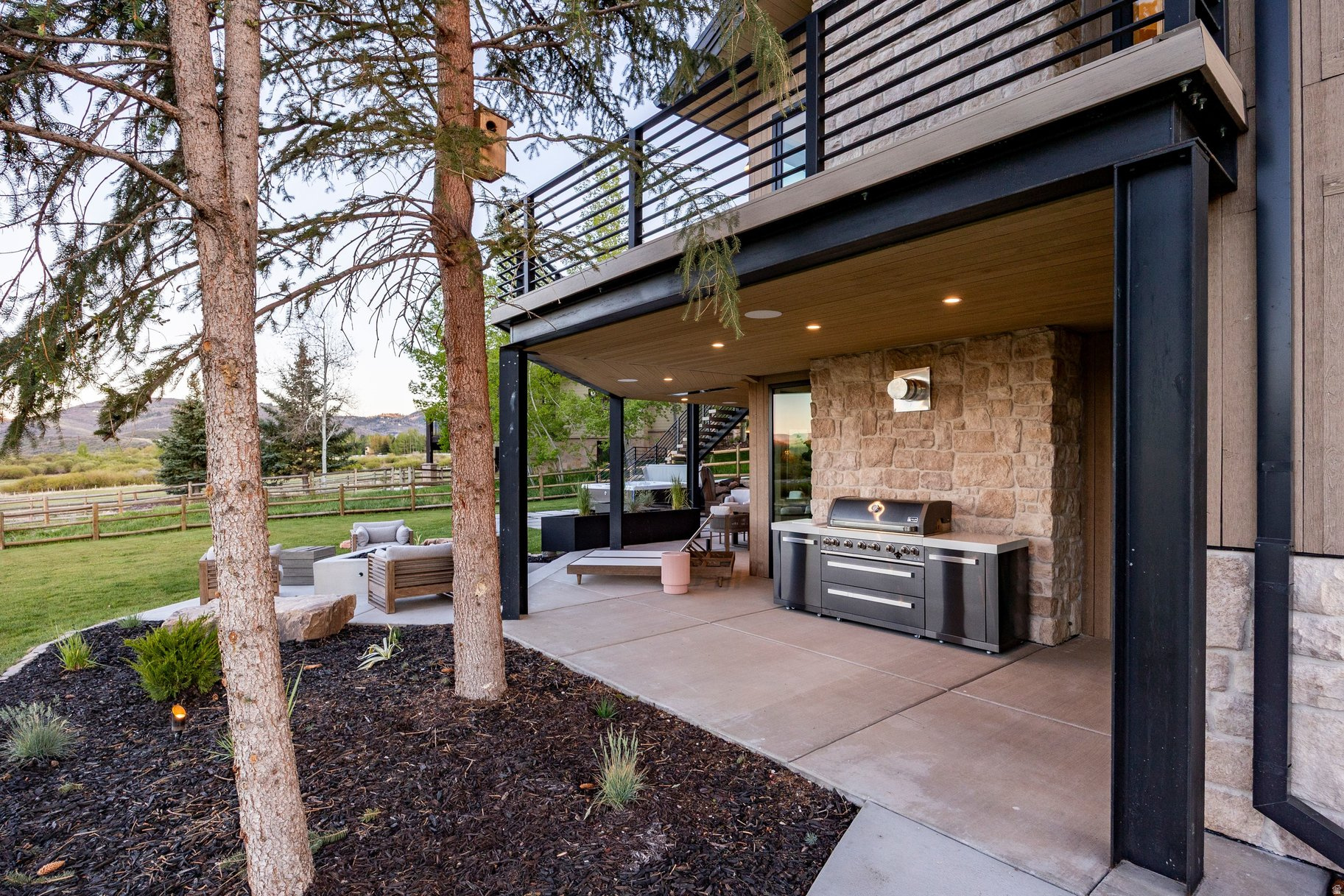 ASPEN SPRINGS RANCH - Residential