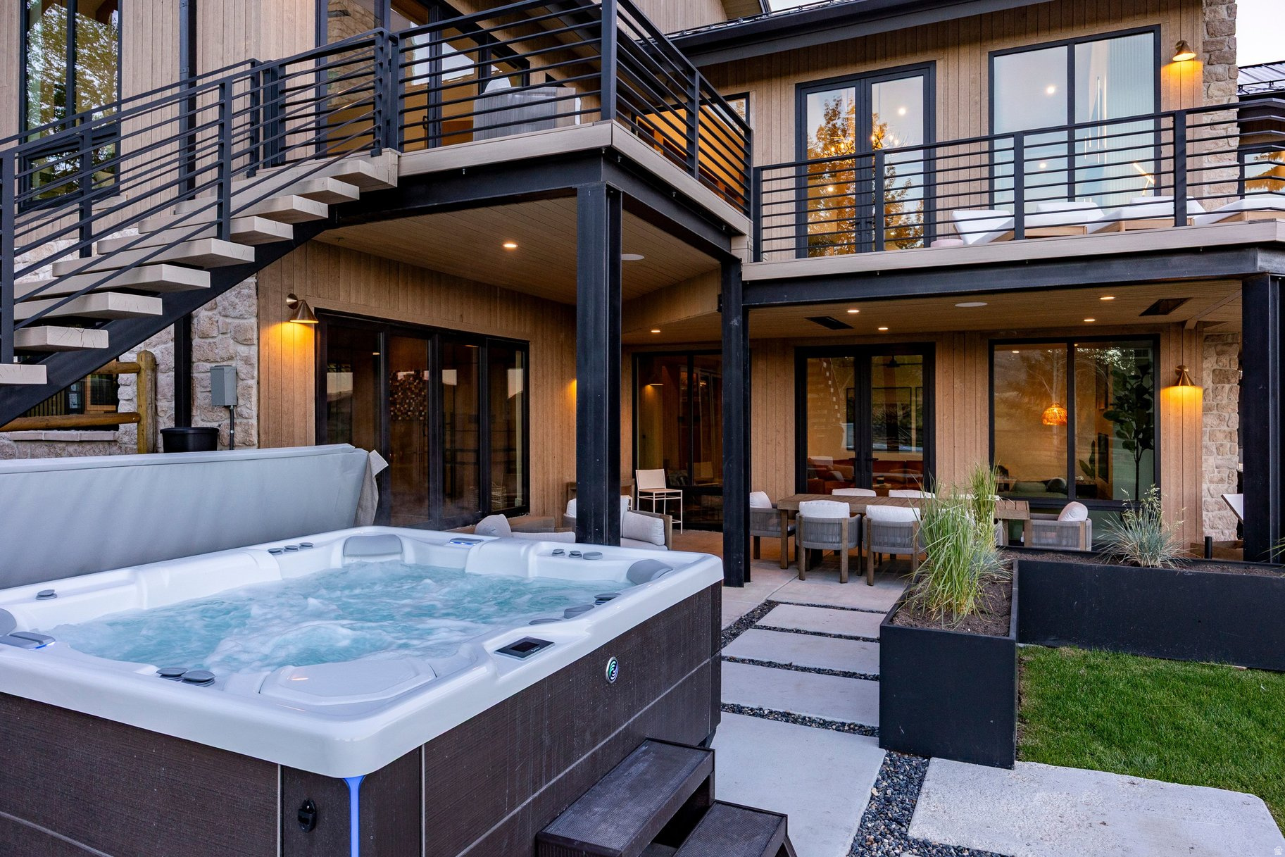ASPEN SPRINGS RANCH - Residential
