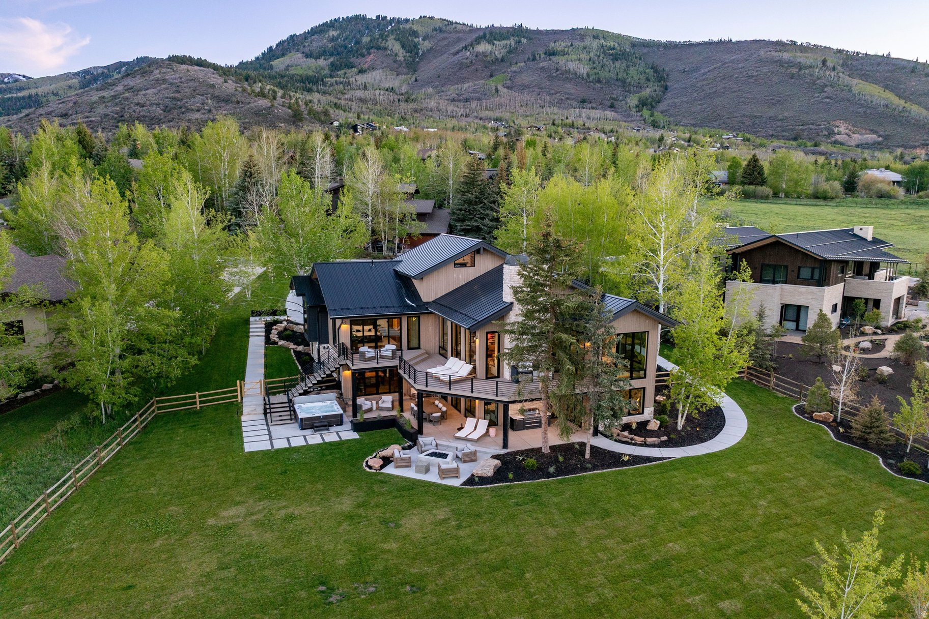 ASPEN SPRINGS RANCH - Residential
