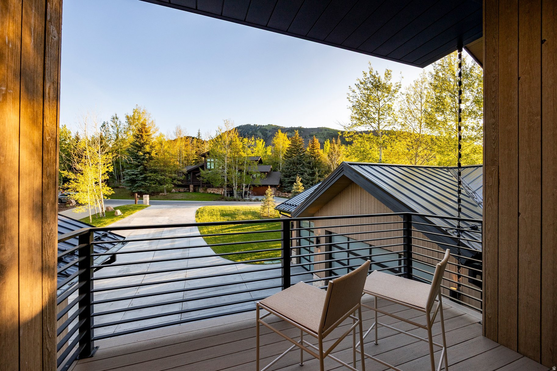 ASPEN SPRINGS RANCH - Residential