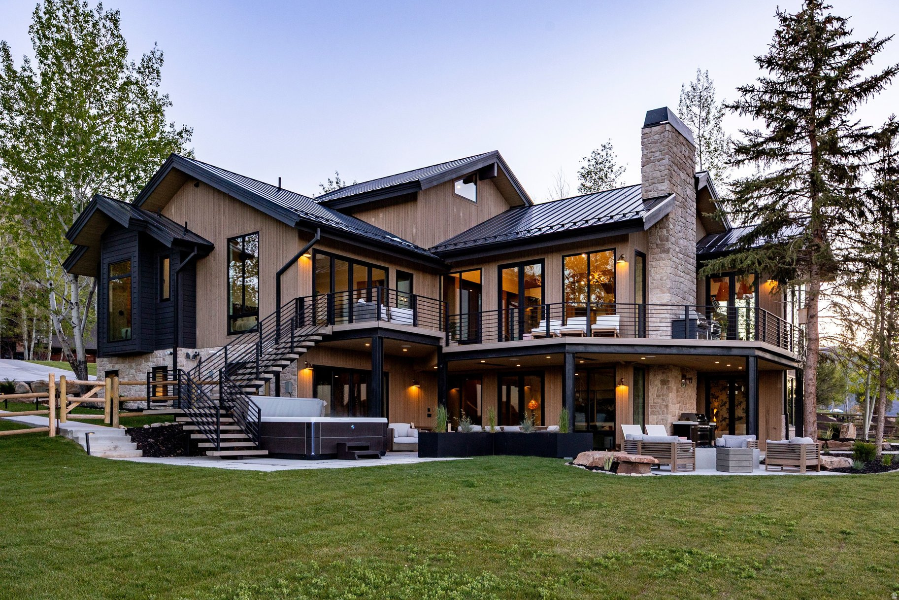 ASPEN SPRINGS RANCH - Residential