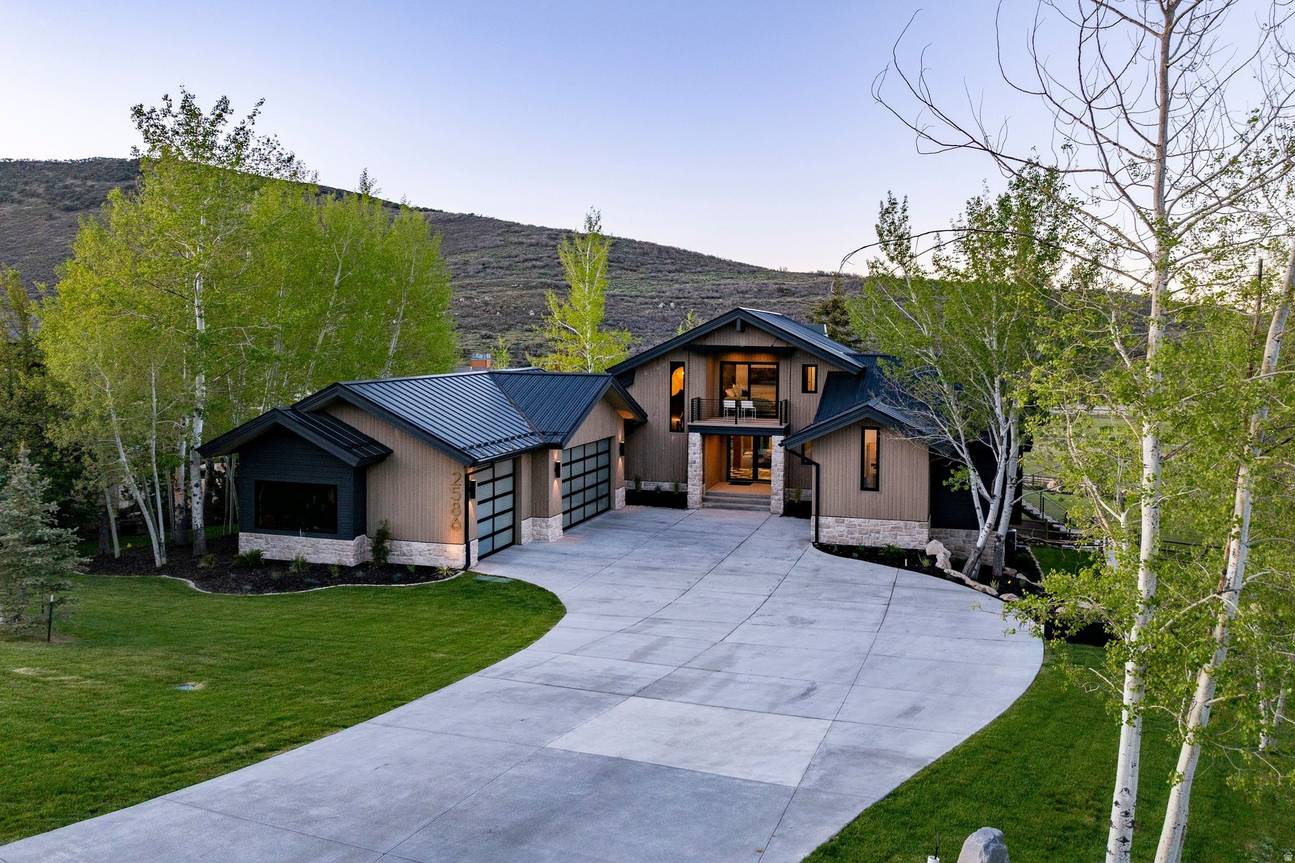 ASPEN SPRINGS RANCH - Residential