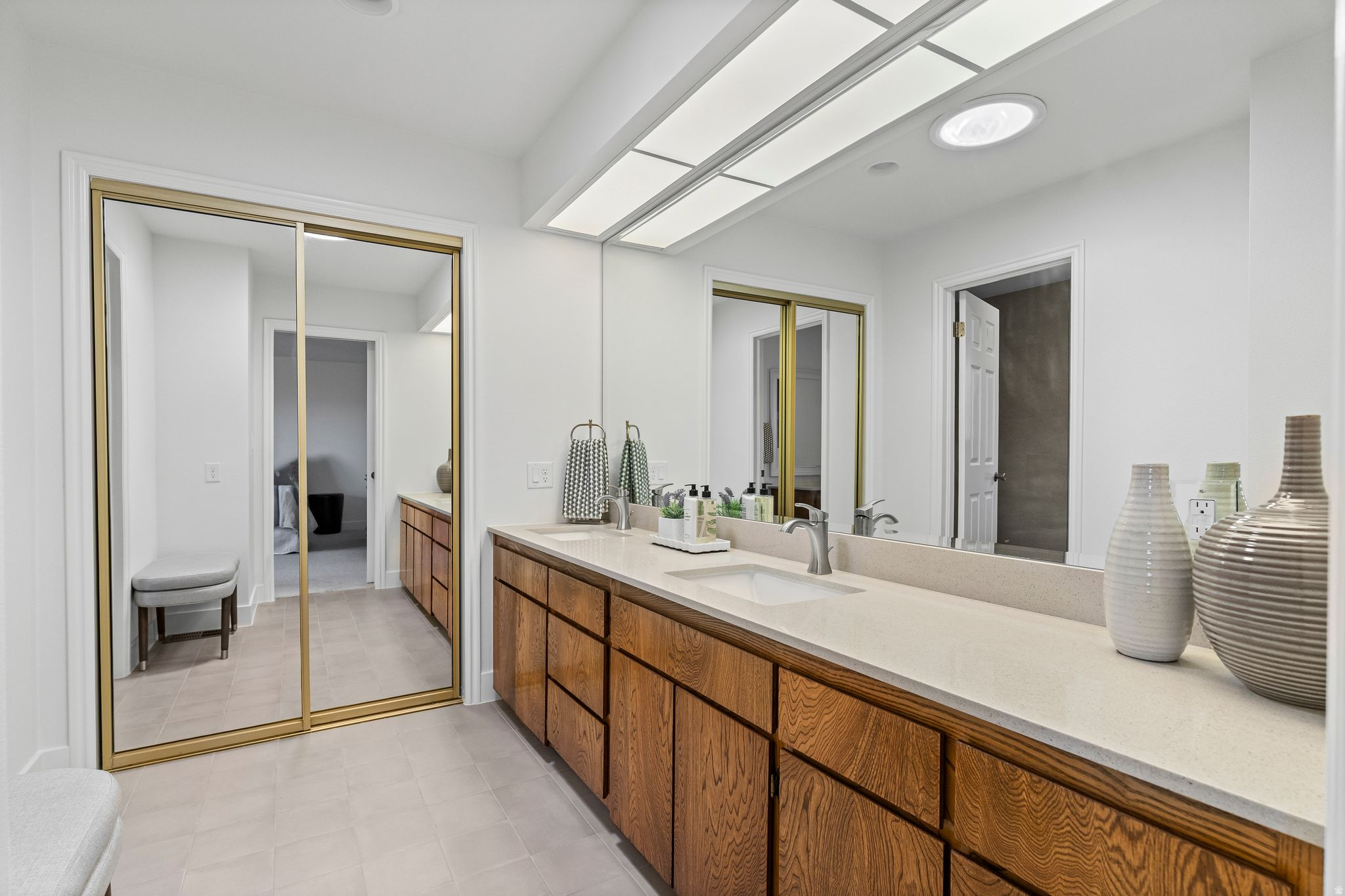 BLOOMINGTON HILLS 1 - Residential