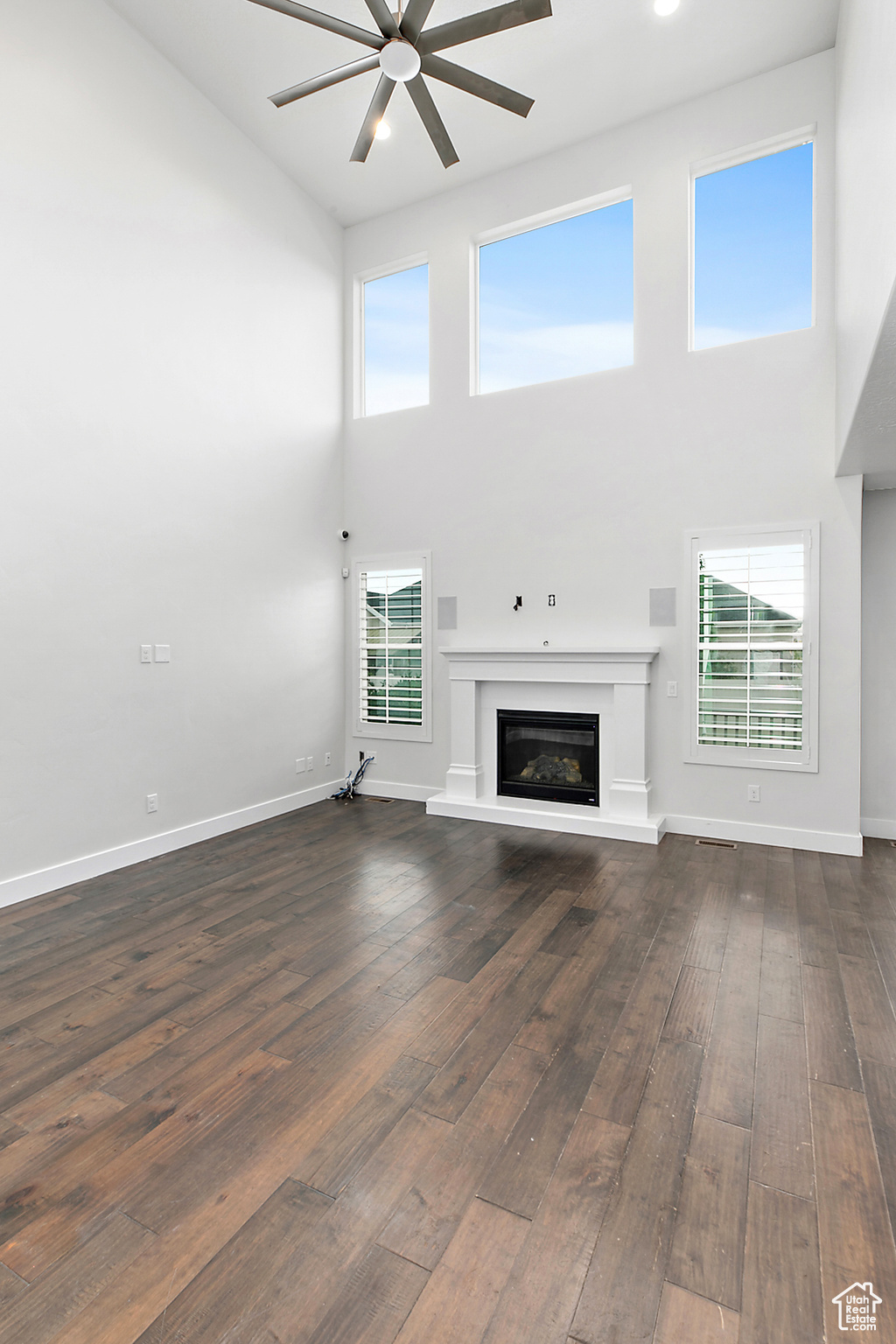 BROADVIEW SHORES - Residential