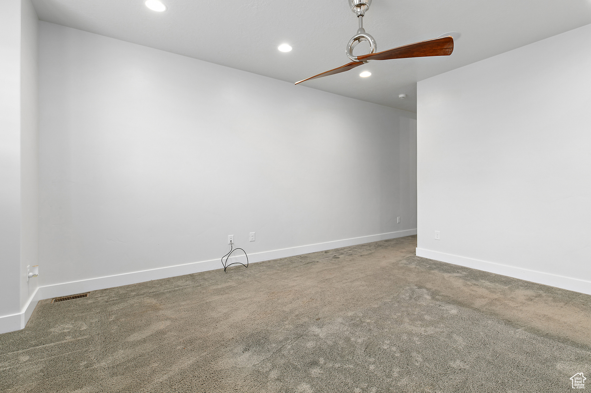 BROADVIEW SHORES - Residential