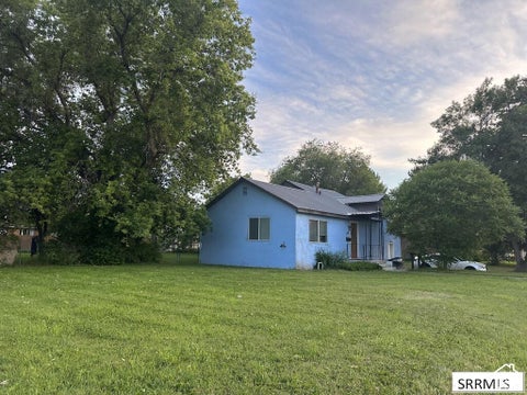 Homes For Sale - 798 Garfield St<br/> Idaho Falls, ID 83401