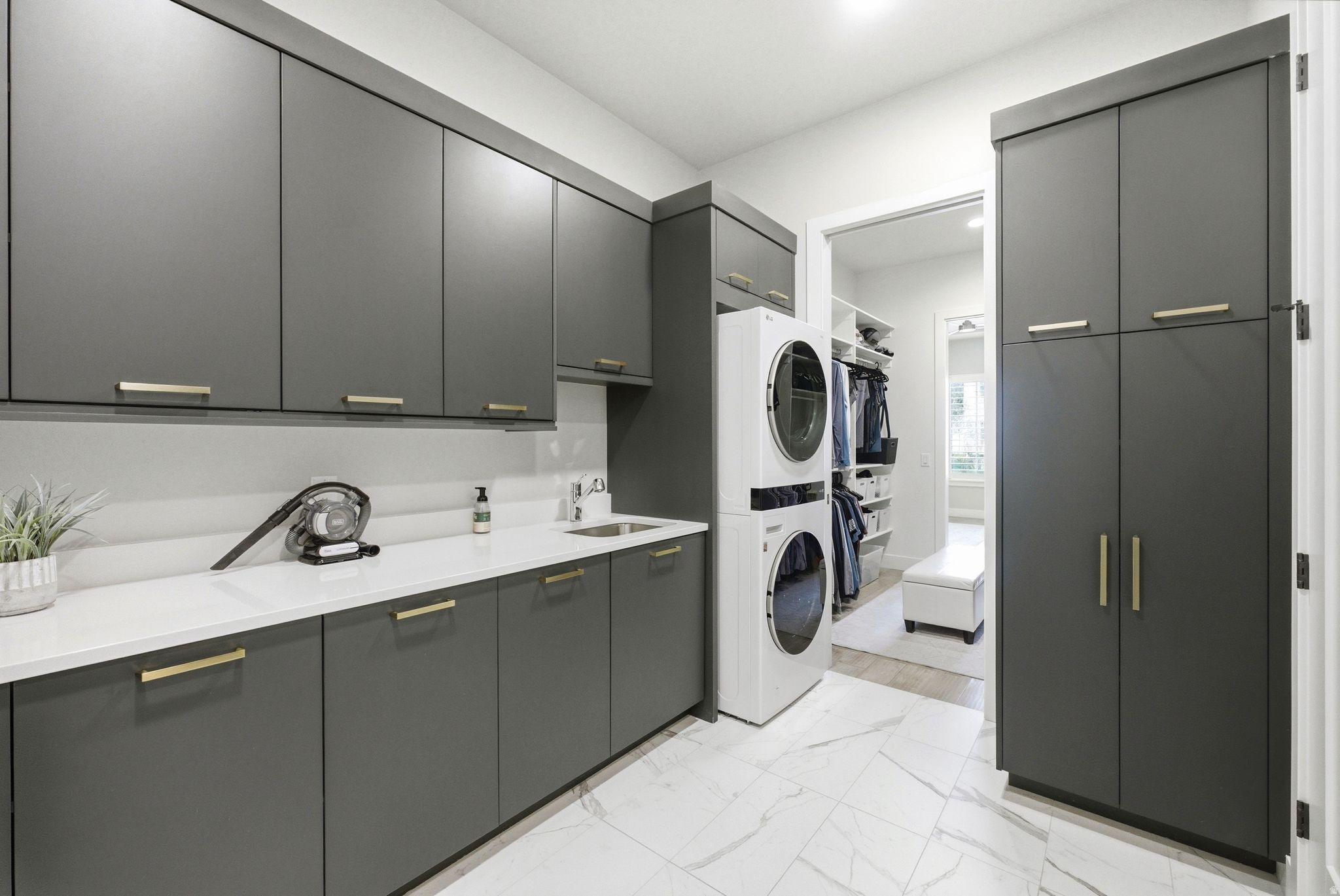 REMUND FARMS - Residential