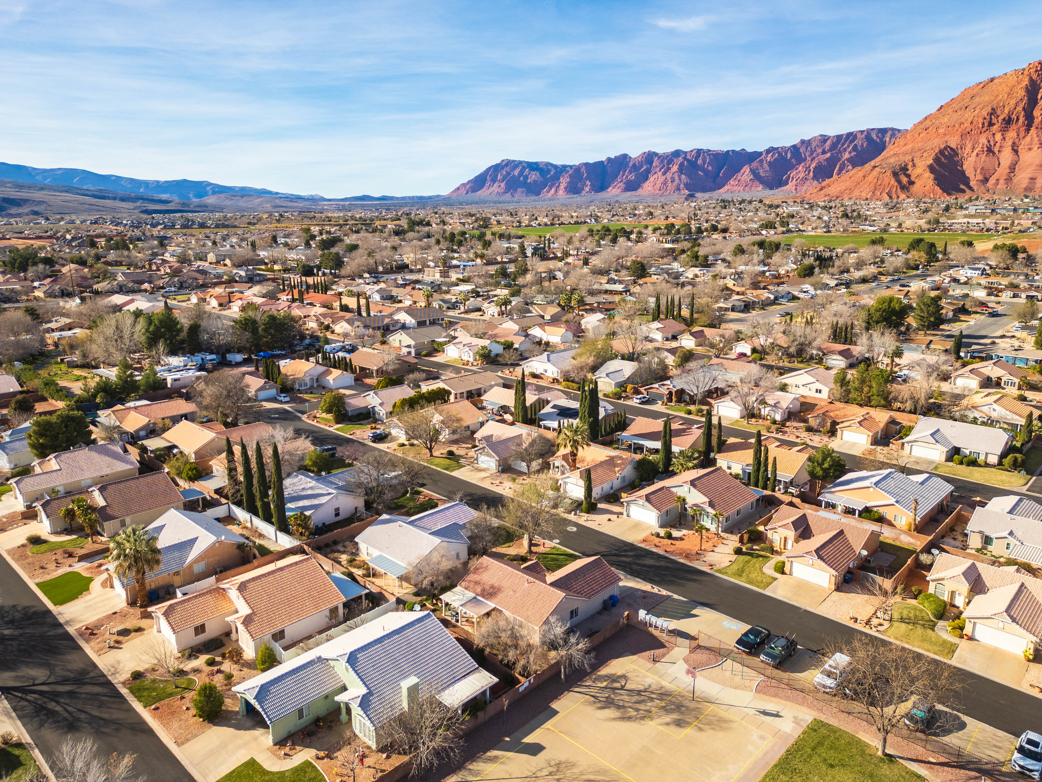 RED MOUNTAIN TOWNHOM - Residential