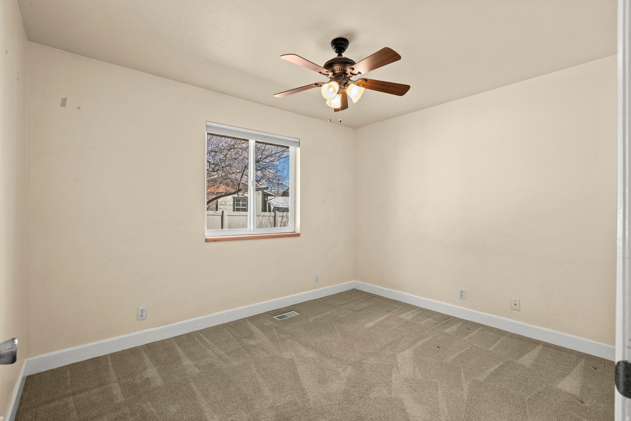 CLOVER - Residential