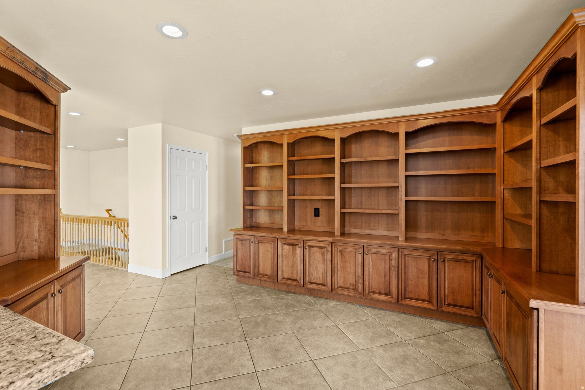 CLOVER - Residential