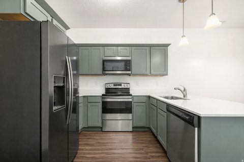 Tiny photo for 546 N 360 W, Vineyard, UT 84059 (MLS # 2135641)