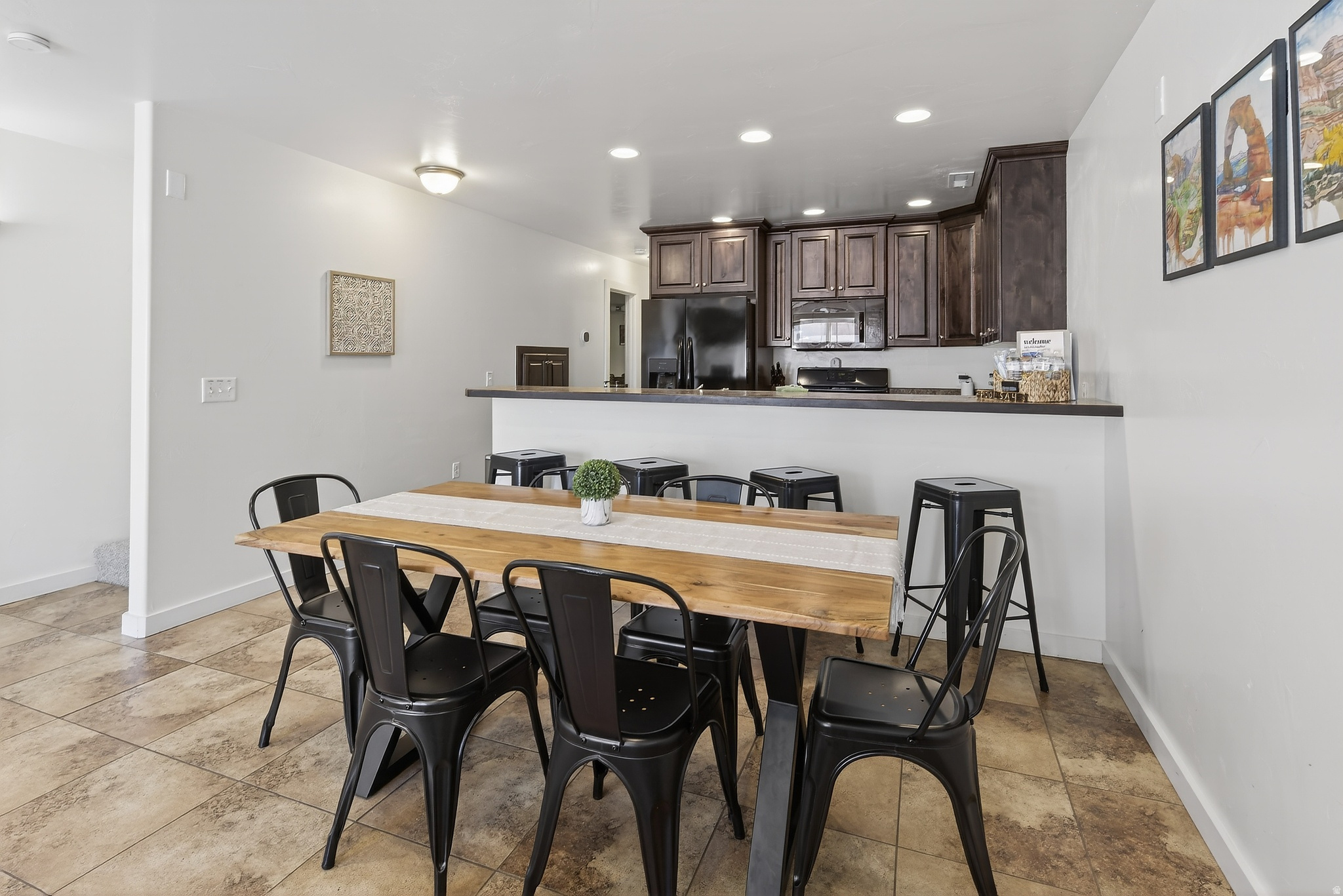 RIM VILLAGE VISTAS - Residential