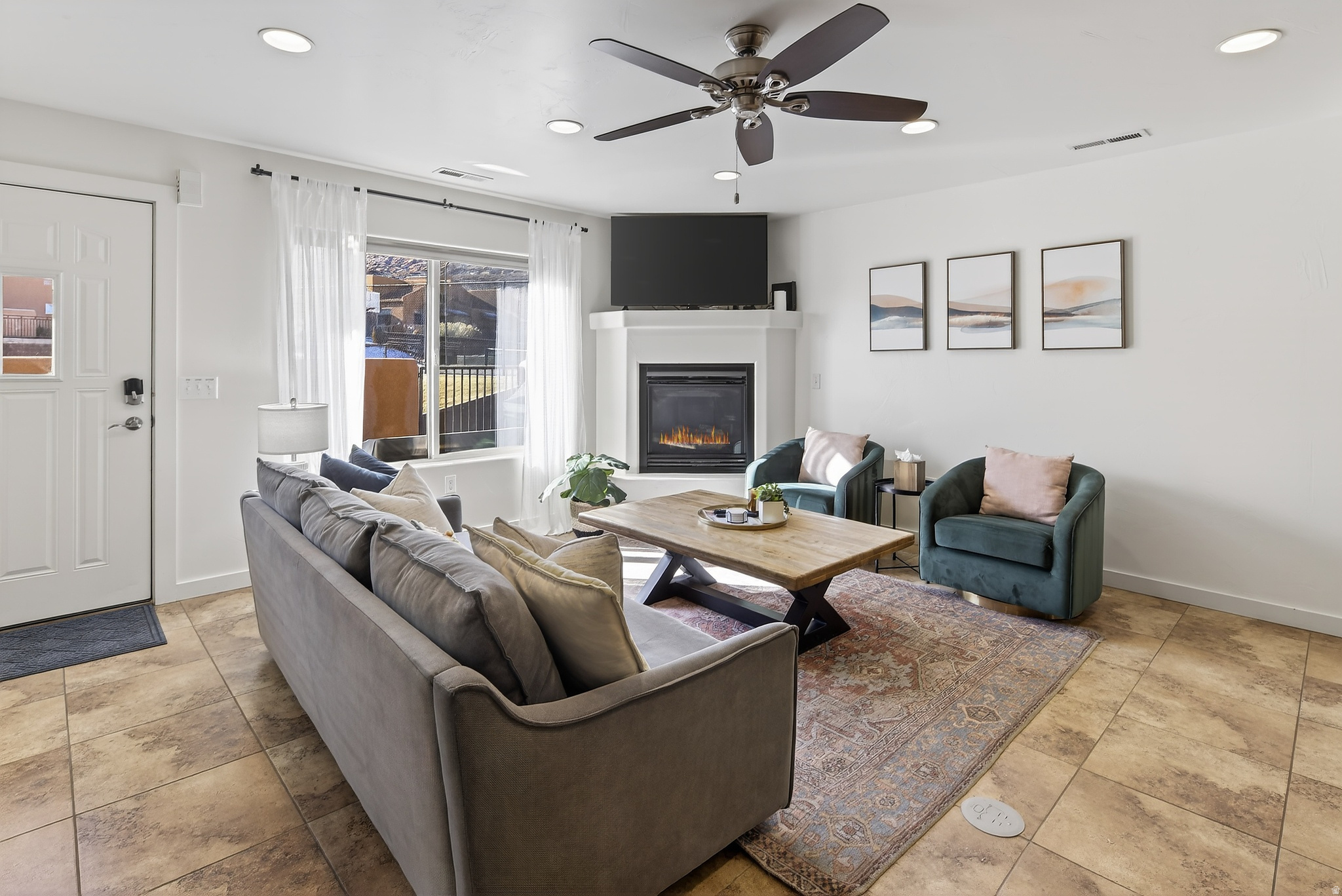 RIM VILLAGE VISTAS - Residential