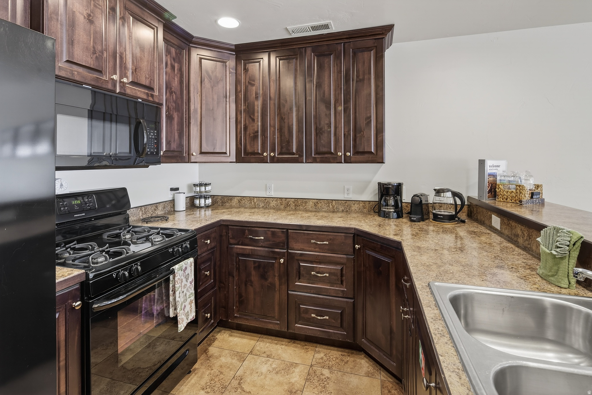 RIM VILLAGE VISTAS - Residential