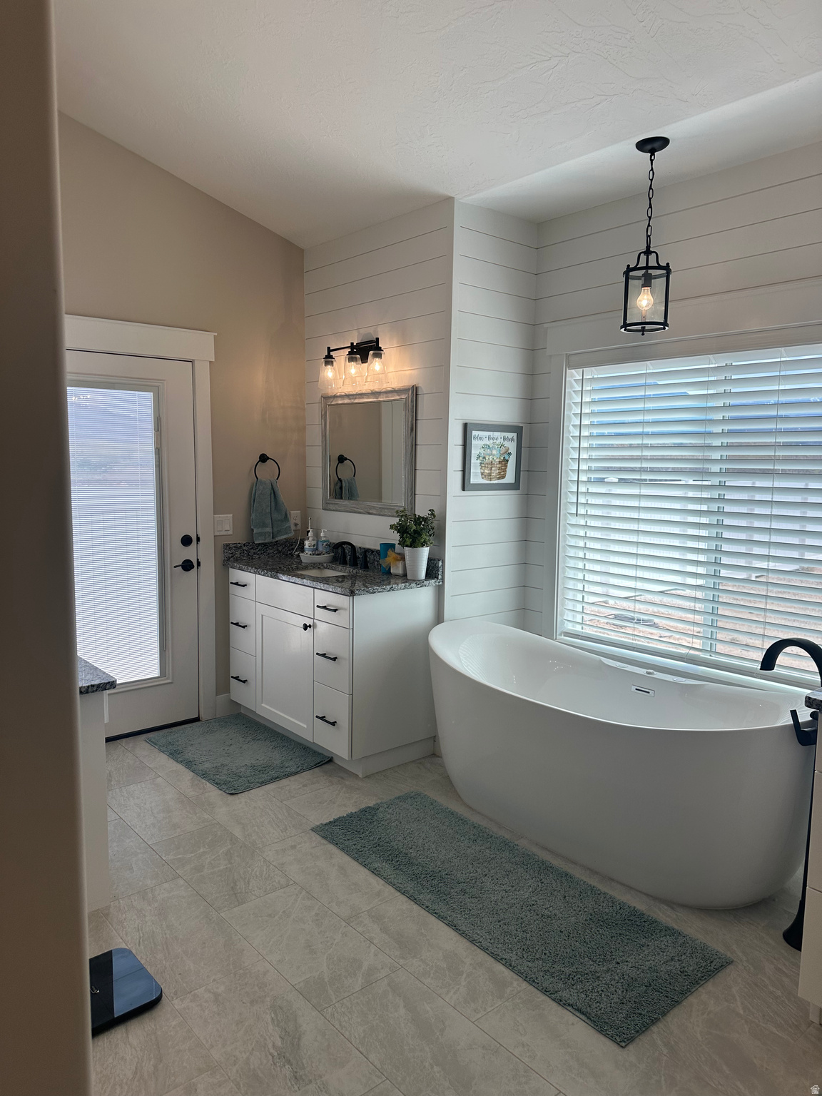 EQUESTRIAN POINTE SUBDIVISION - Residential