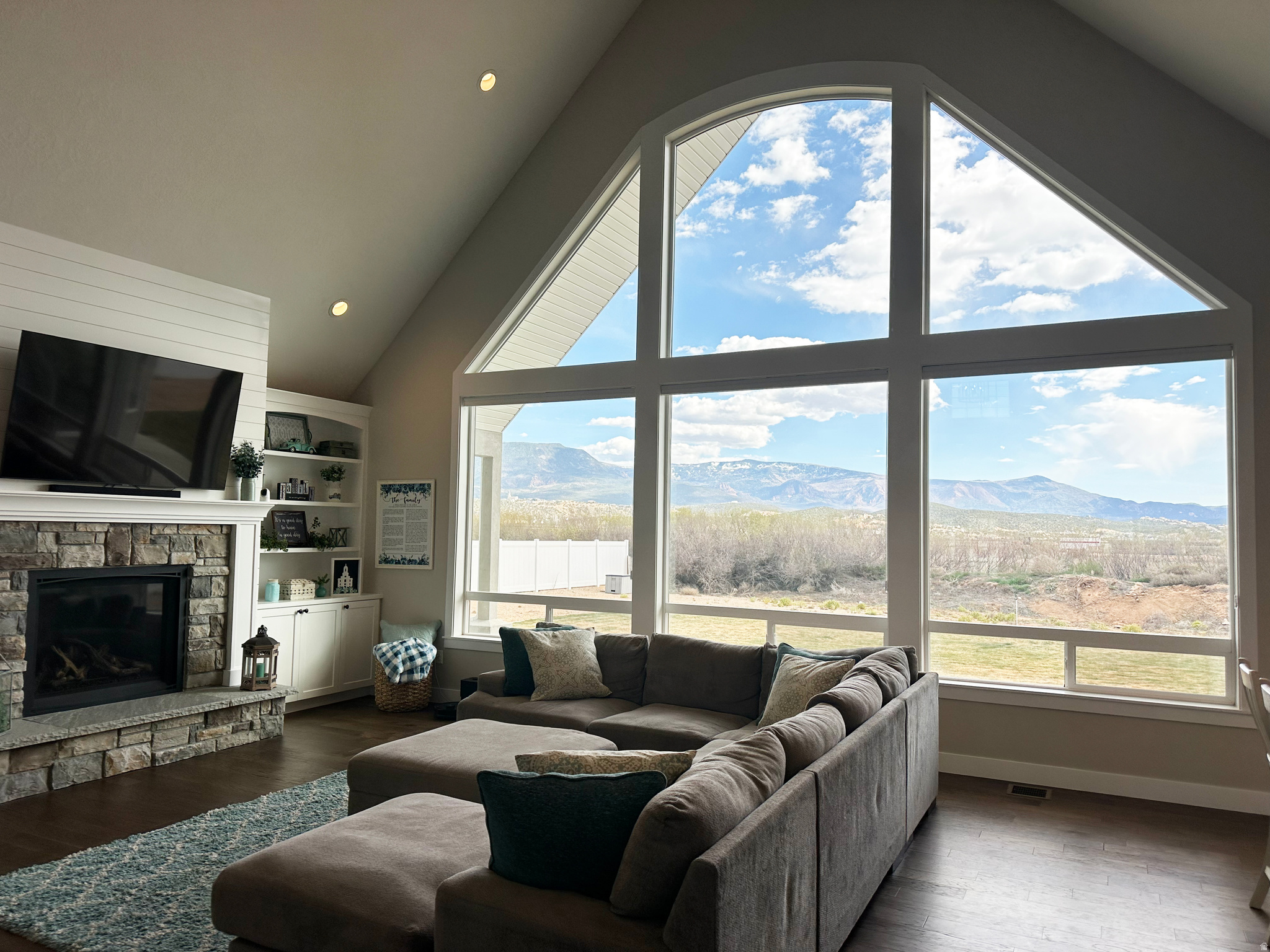 EQUESTRIAN POINTE SUBDIVISION - Residential