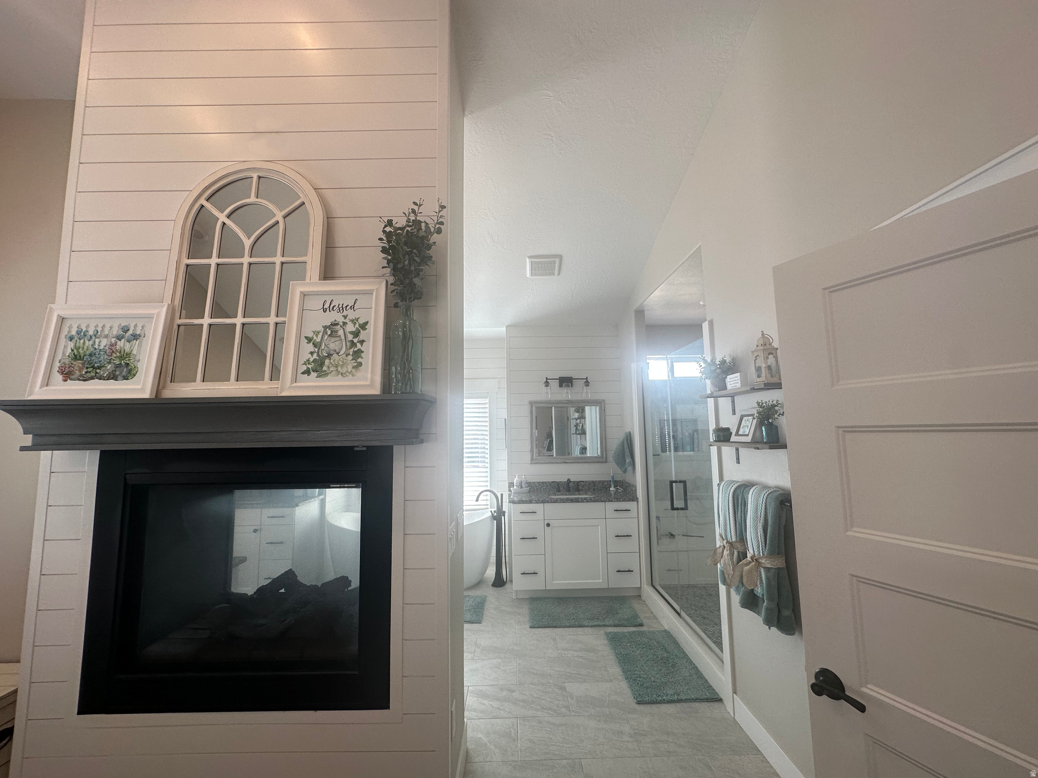 EQUESTRIAN POINTE SUBDIVISION - Residential