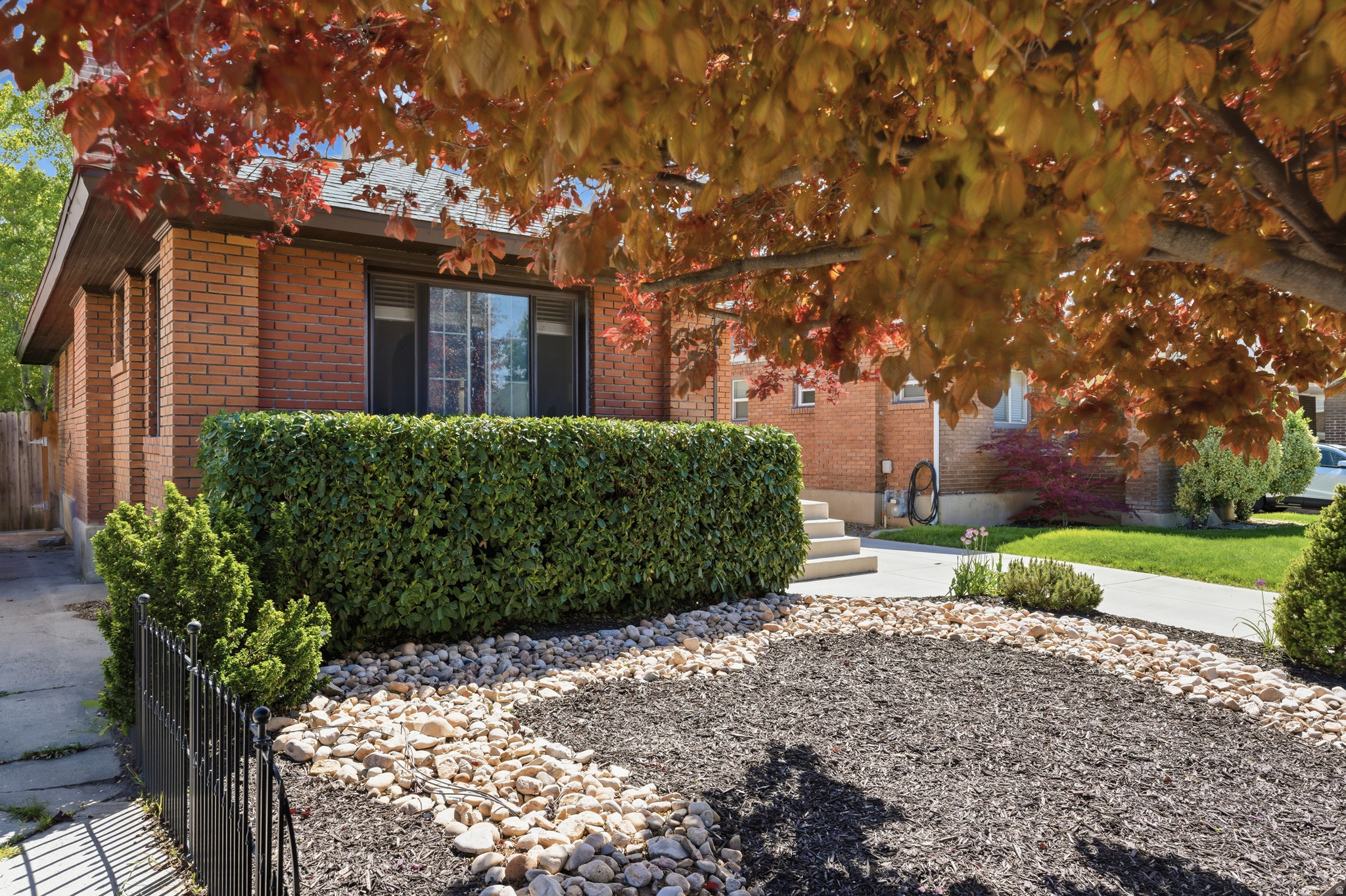 LARSON SUB - Residential