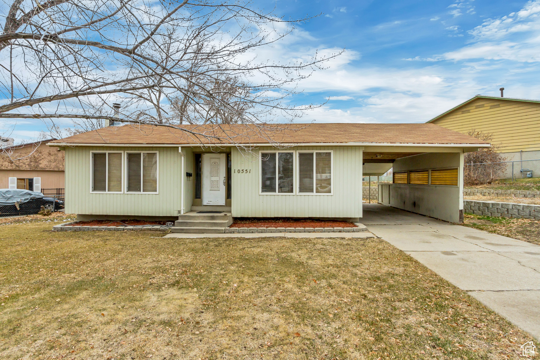 10551 Violet Dr, Sandy, Utah image 2