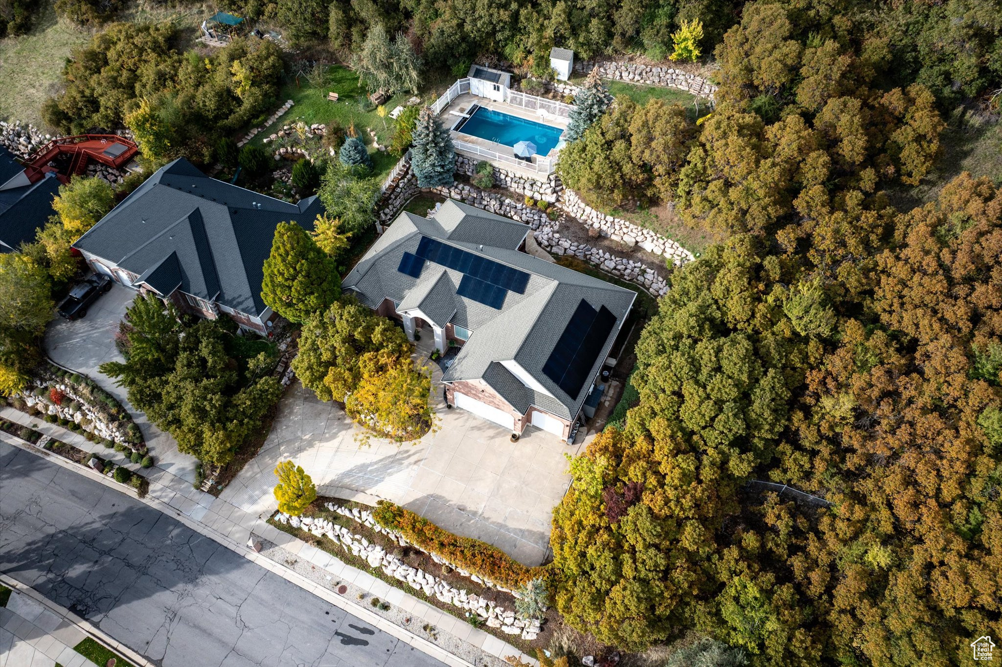 EAST LAYTON HILLS - Residential