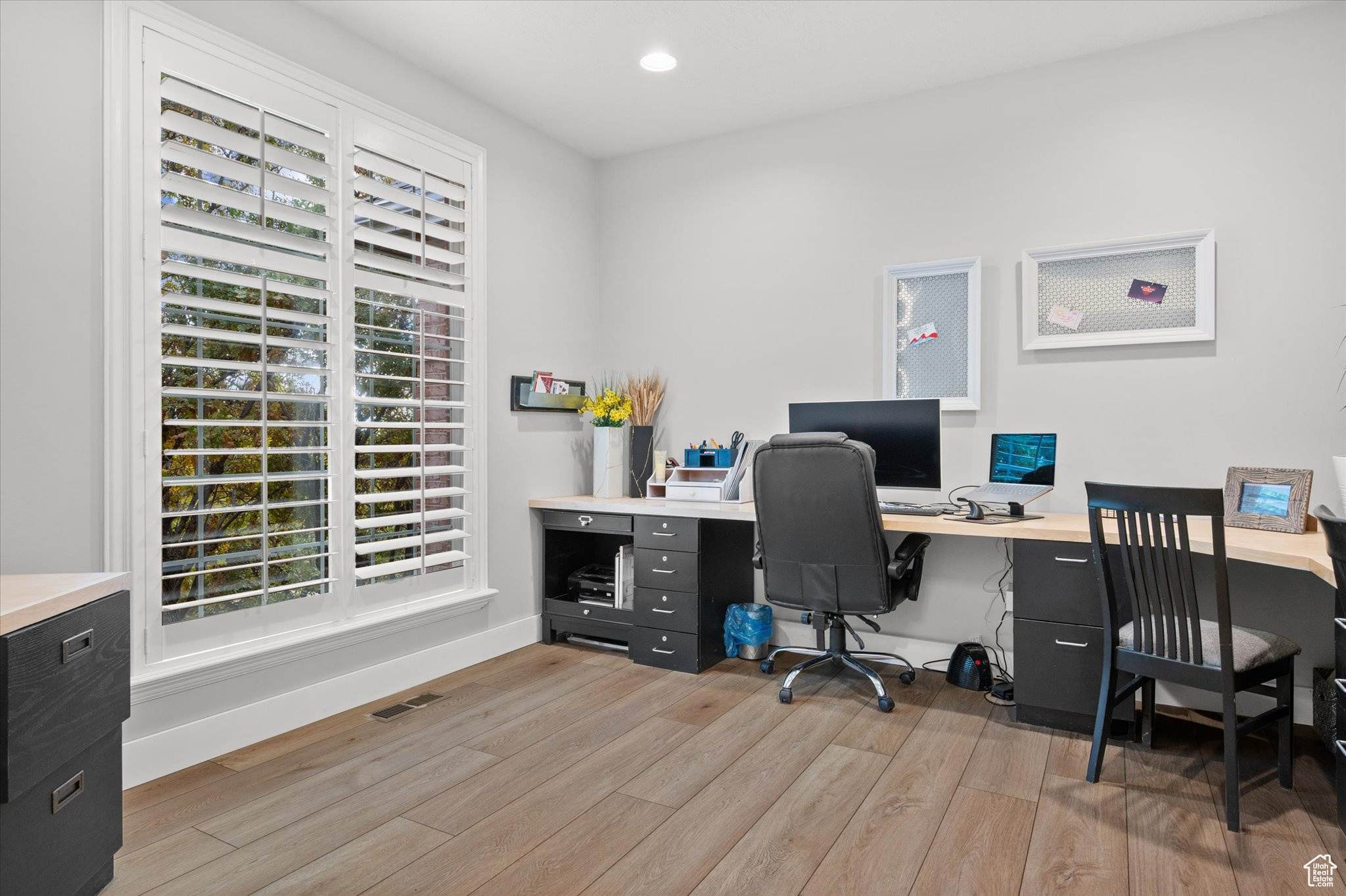 EAST LAYTON HILLS - Residential