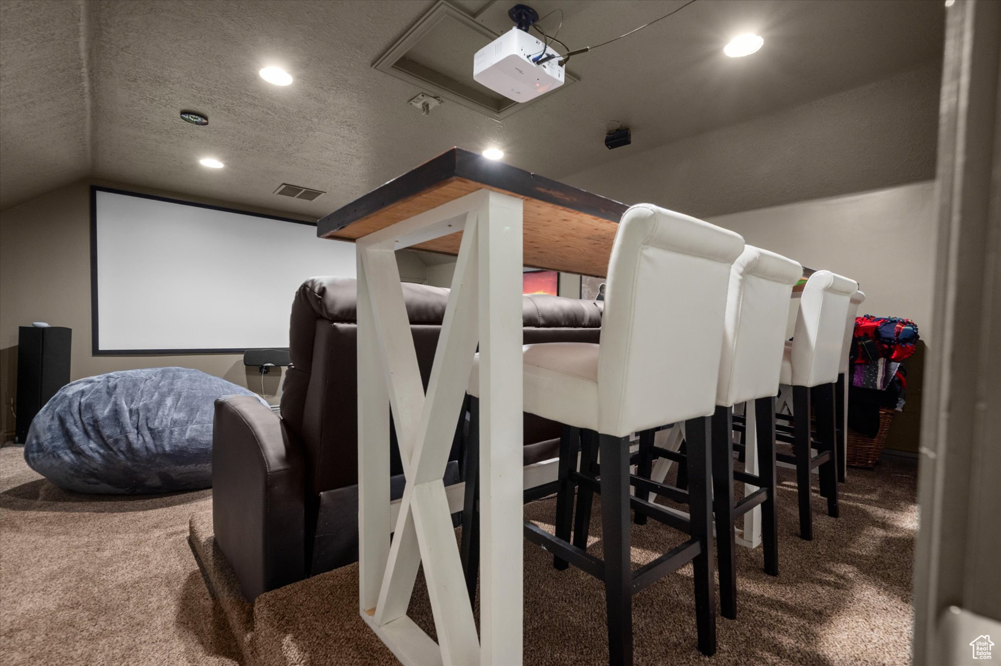 EAST LAYTON HILLS - Residential