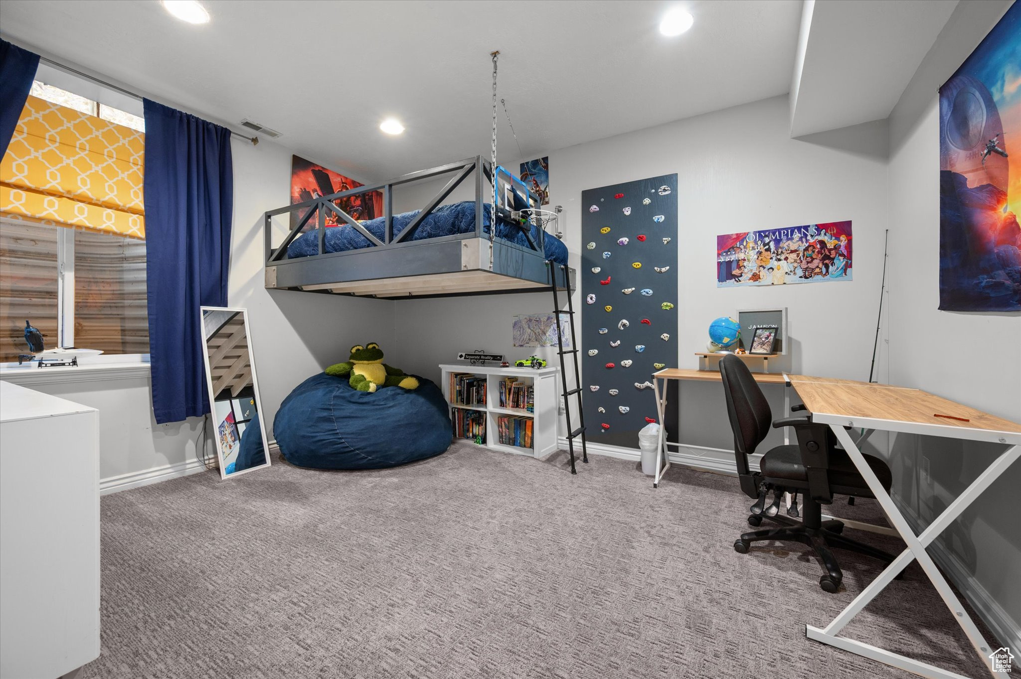 EAST LAYTON HILLS - Residential