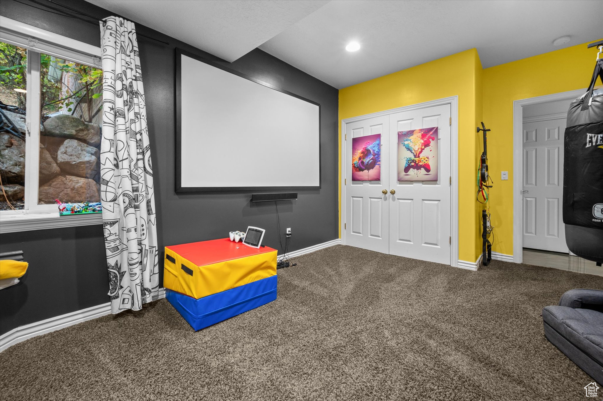 EAST LAYTON HILLS - Residential