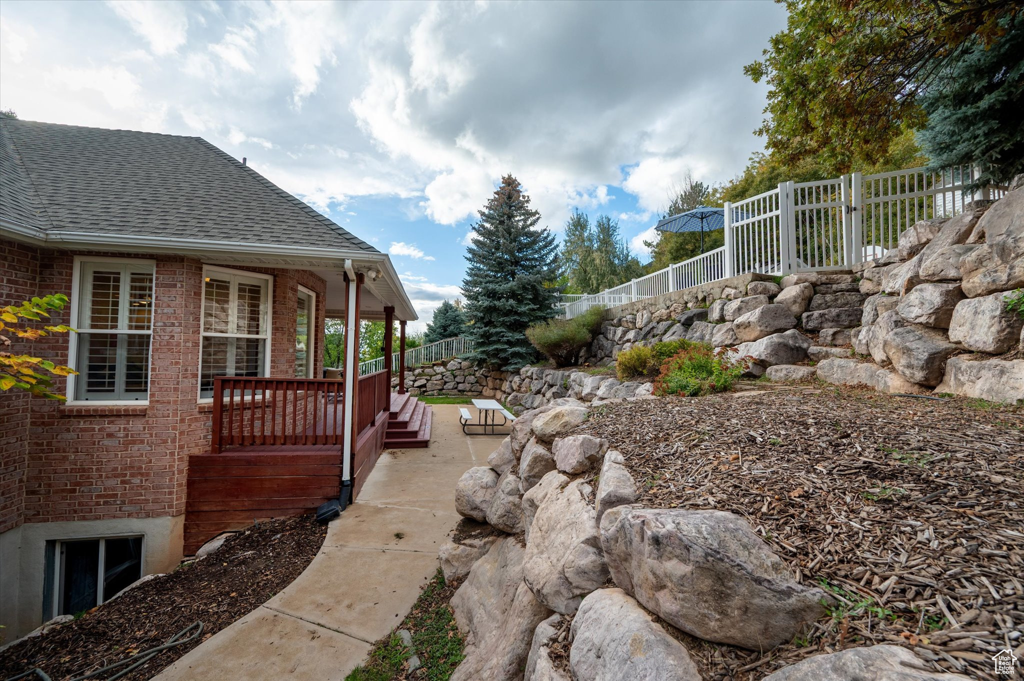 EAST LAYTON HILLS - Residential