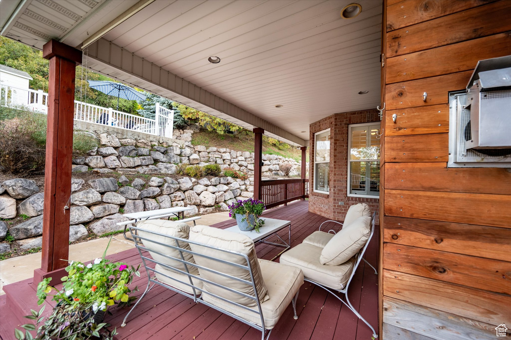 EAST LAYTON HILLS - Residential