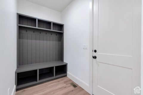 Tiny photo for 196 W SUMMERHILL LN N #126, Centerville, UT 84014 (MLS # 2190198)