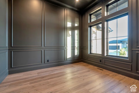 Tiny photo for 196 W SUMMERHILL LN N #126, Centerville, UT 84014 (MLS # 2190198)