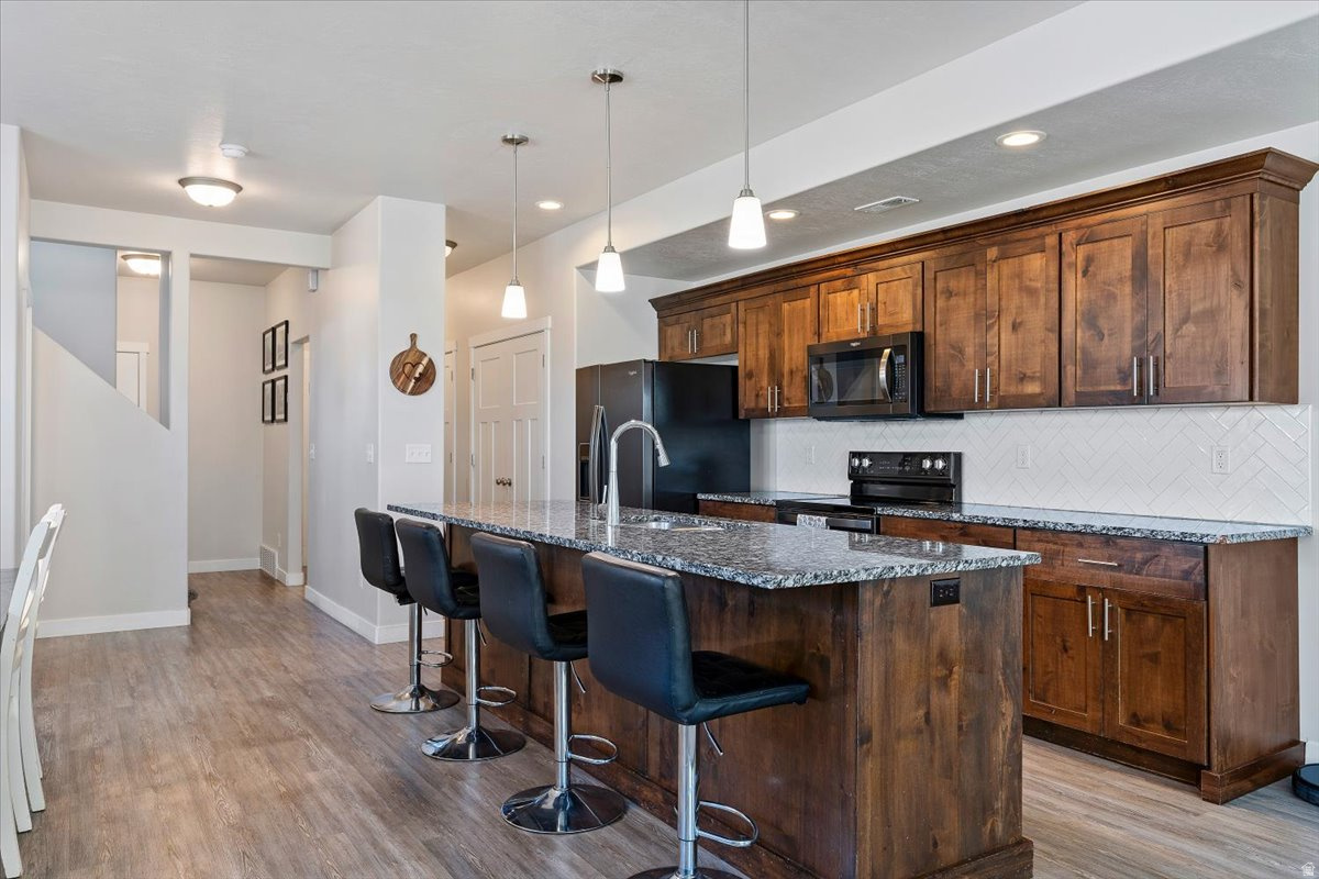 STILLCREEK VILLAGE - Residential