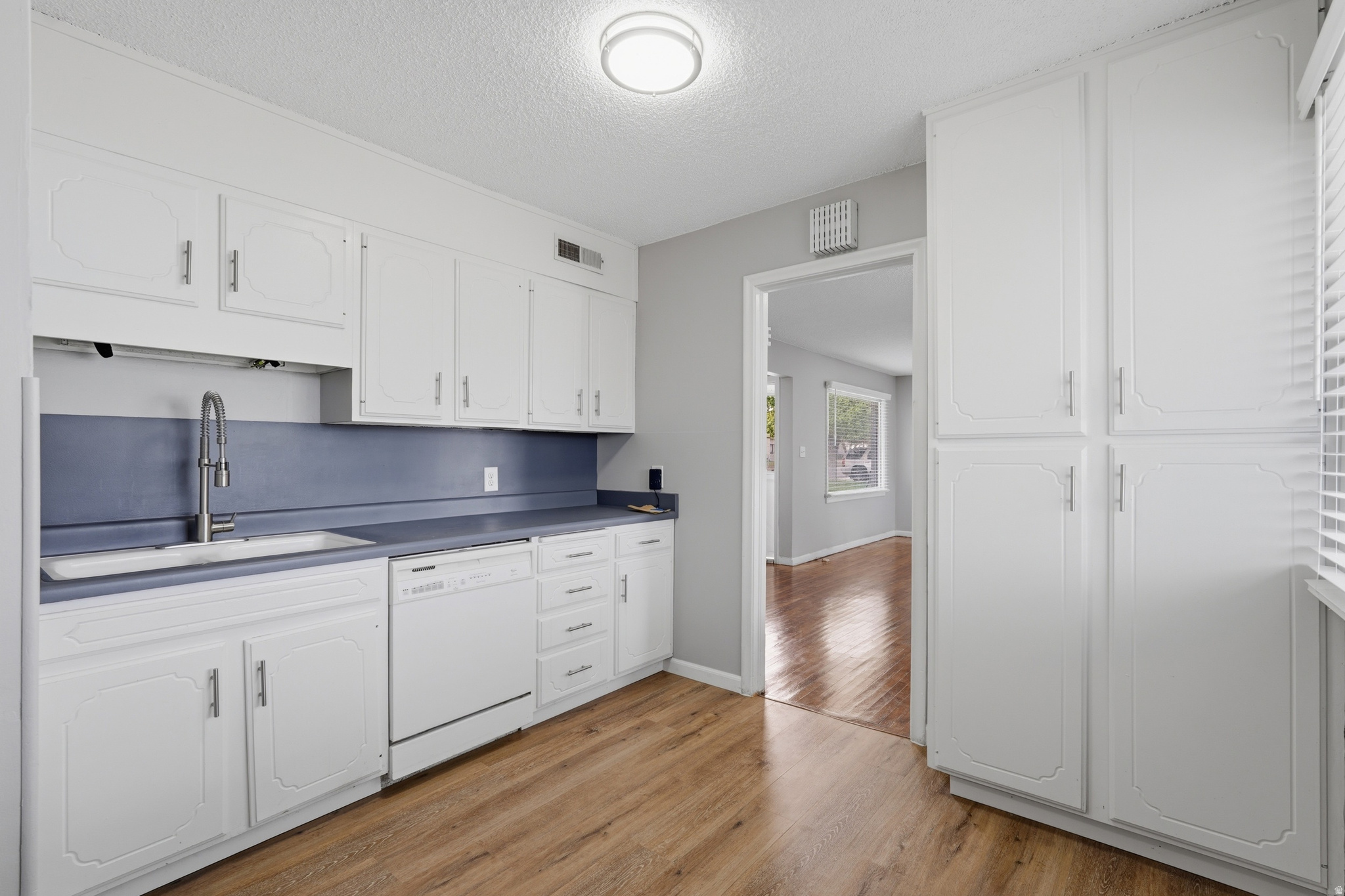 KEARNS TOWNSITE - Residential