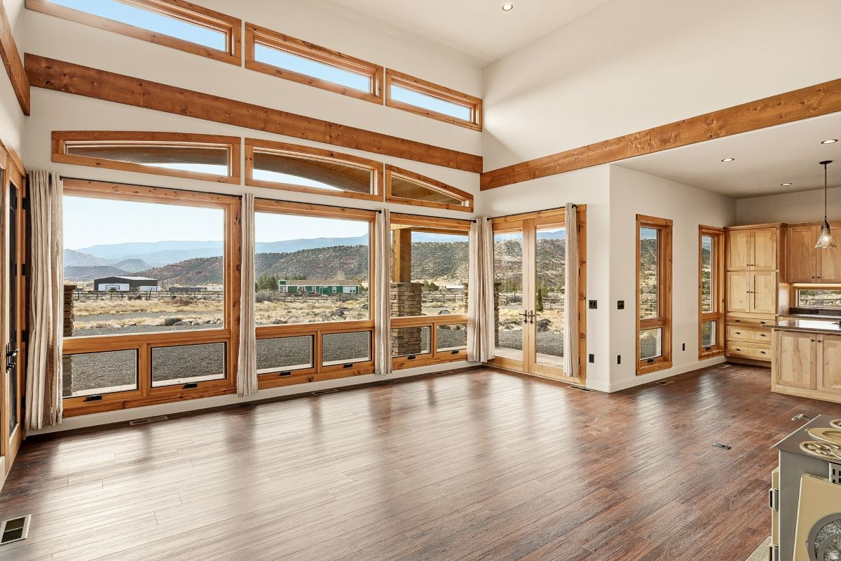 SKYVIEW ESTATES - Residential