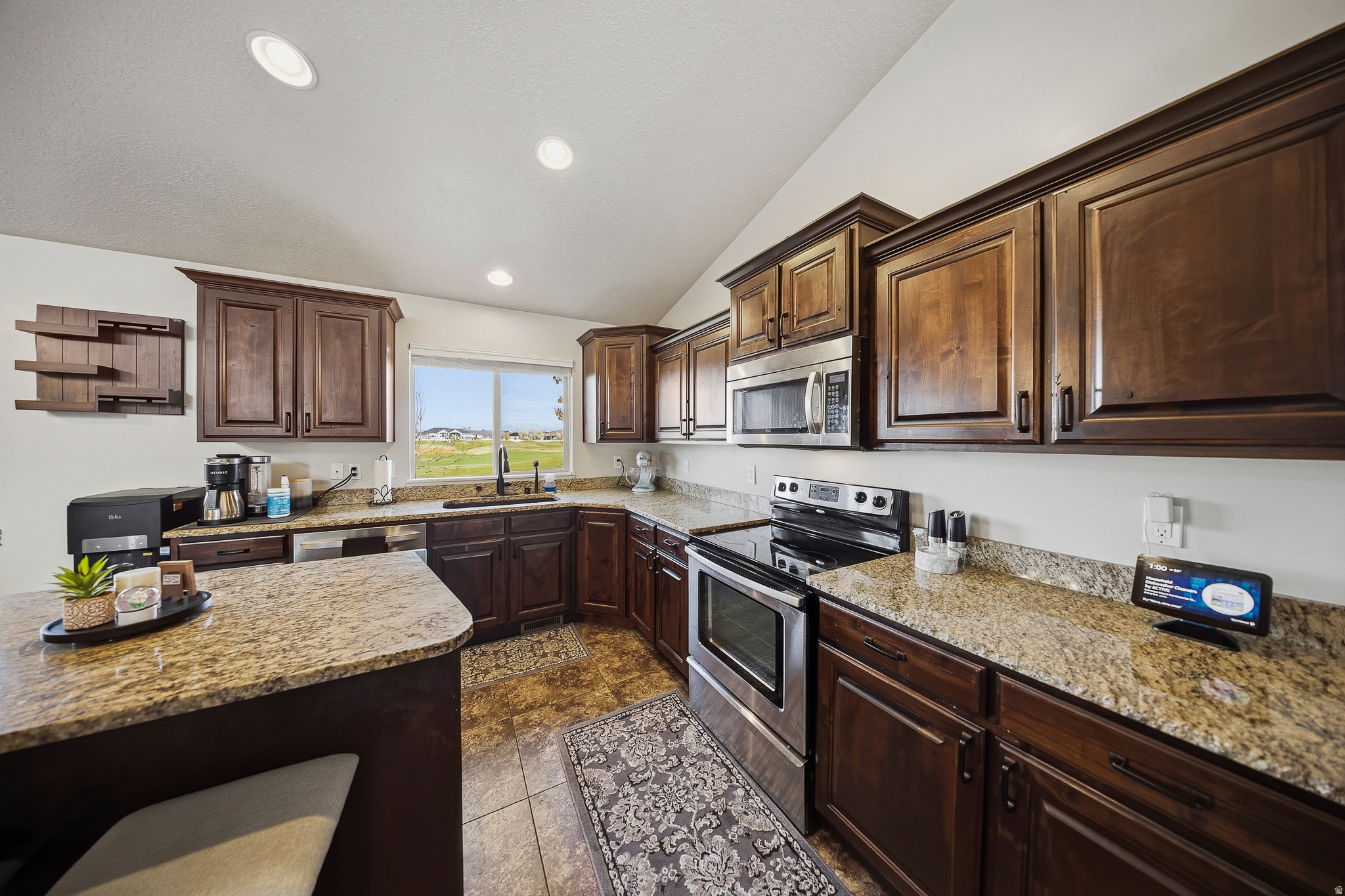 CROFTERS COVE - Residential