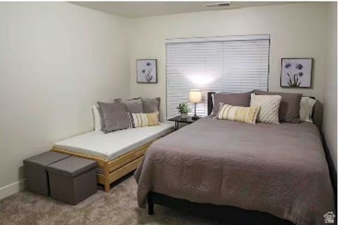 Tiny photo for 501 N VENTURA LN, Washington, UT 84780 (MLS # 2139970)