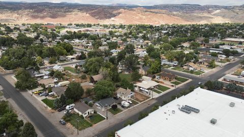 Tiny photo for 280 S 100 W, Richfield, UT 84701 (MLS # 2107918)